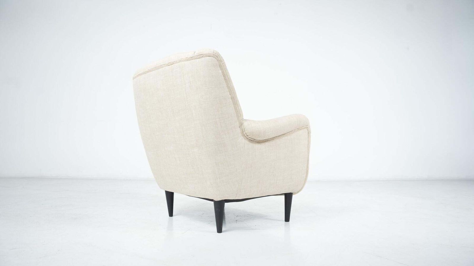photo vinterior Pair Of Mid Century Italian Armchairs, Italy, 1960s   New Upholstery