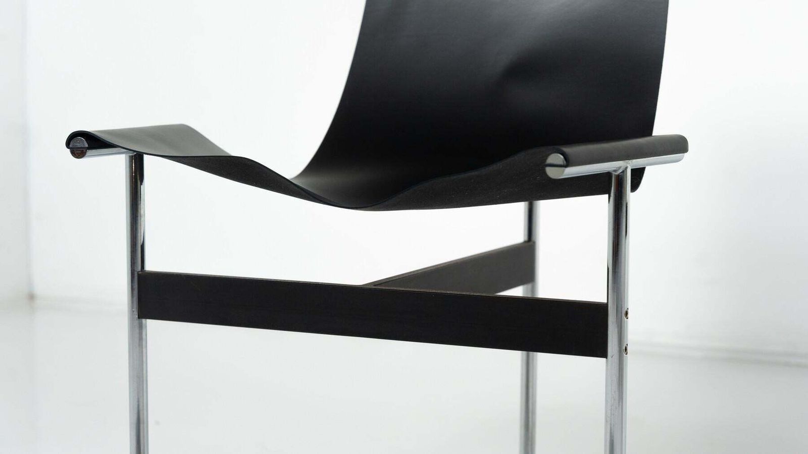 Set Of 6 "T" Chairs By Douglas Kelly, Ross Littell And William Katavolos, 1950s photo vinterior
