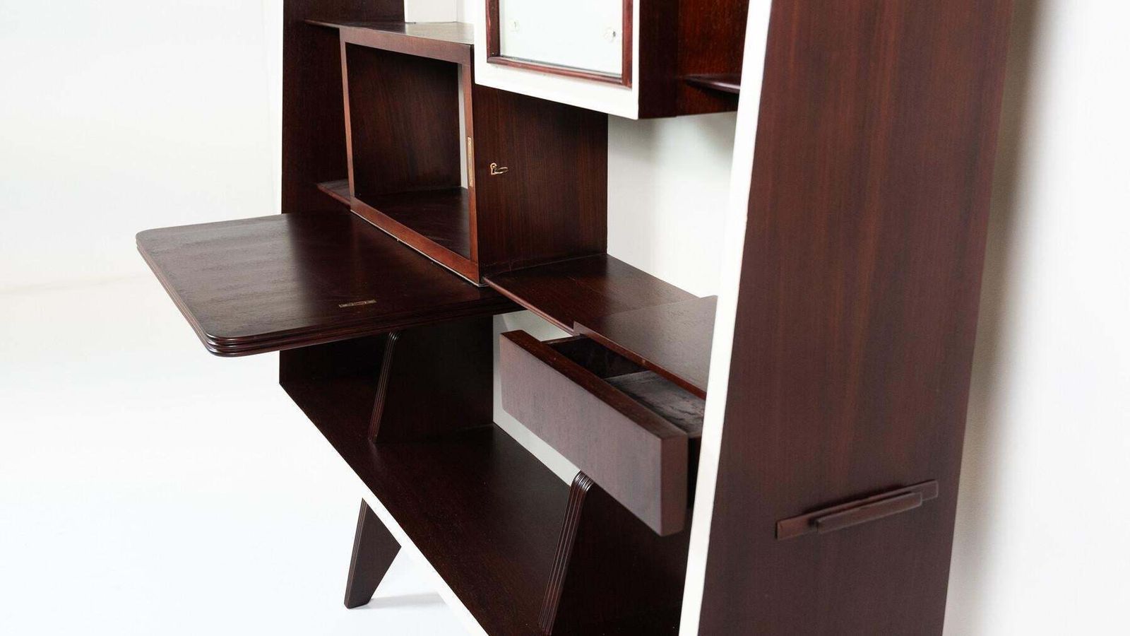 photo furniture Mid Century Bookcase By Gio Ponti For Ariberto Colombo, 1945