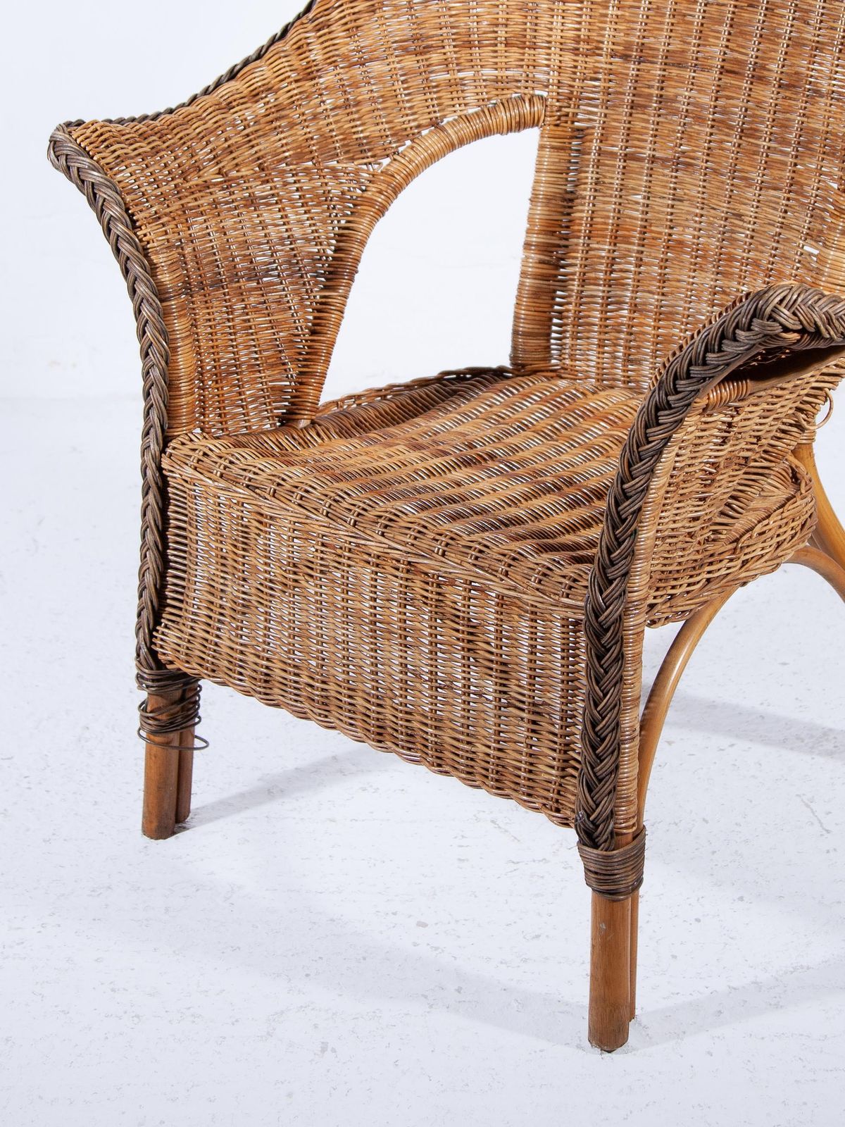 photo furniture Set Of Two Large High Back Rattan Lounge Chairs