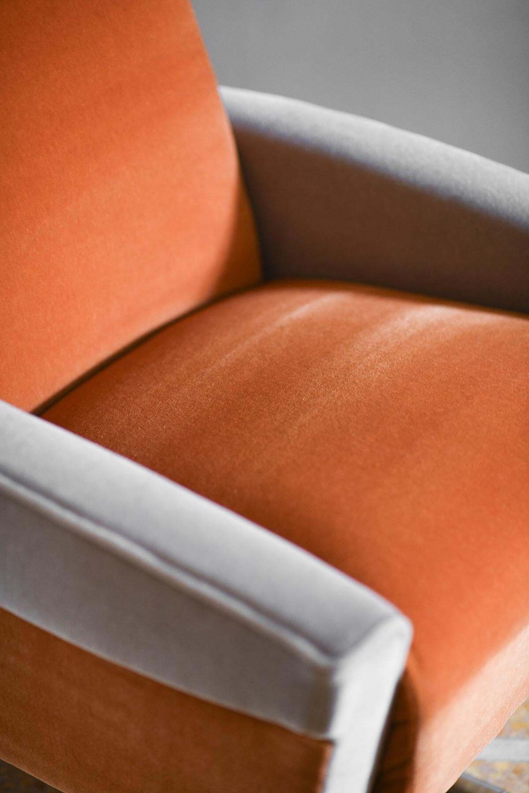 Pair Of 1960s Swivel Armchairs Covered In Dedar Fabric photo 6194.0