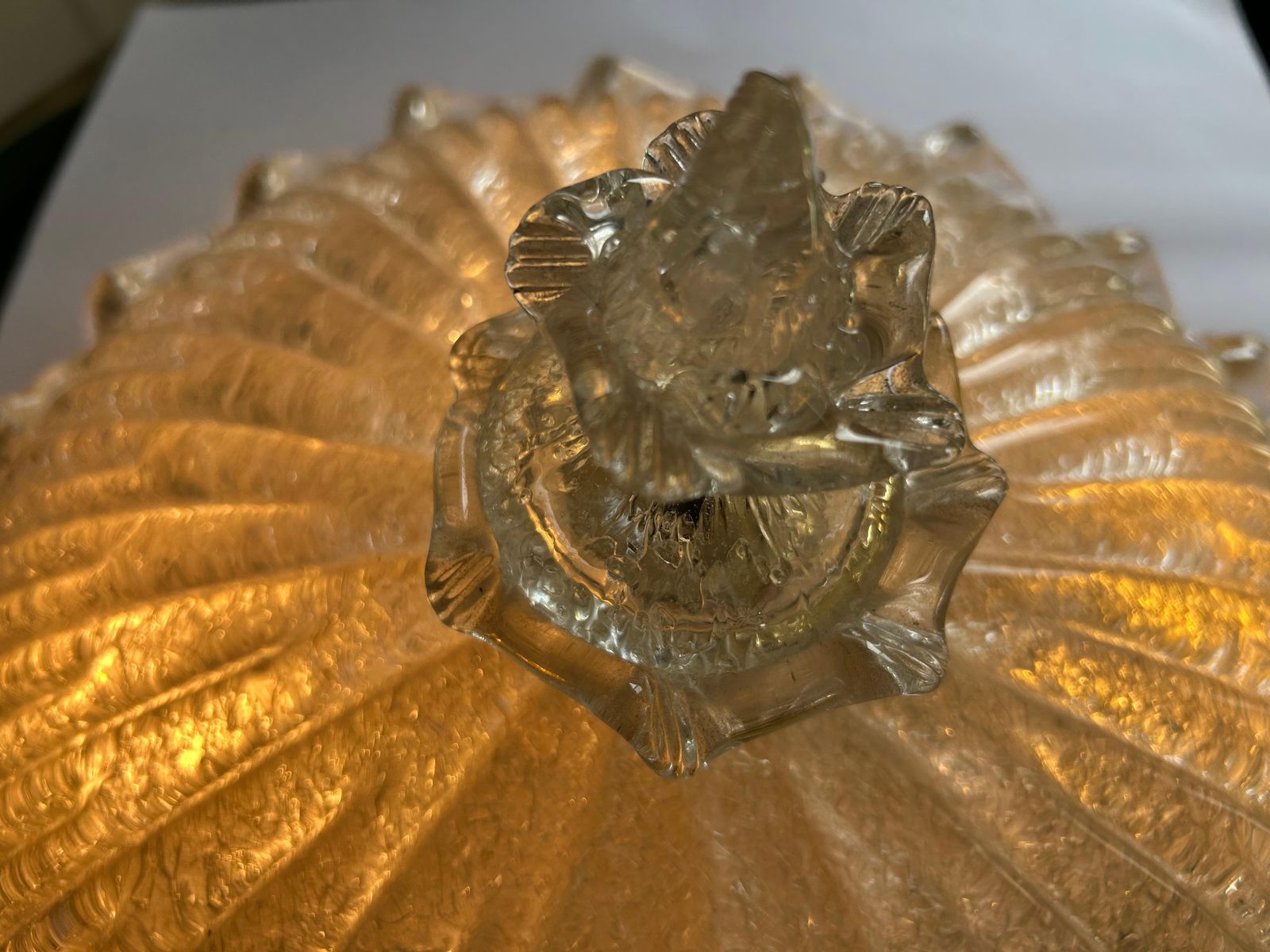 photo for sale Sumptuous Murano Glass Pagoda With Gold Inclusions, 1980's