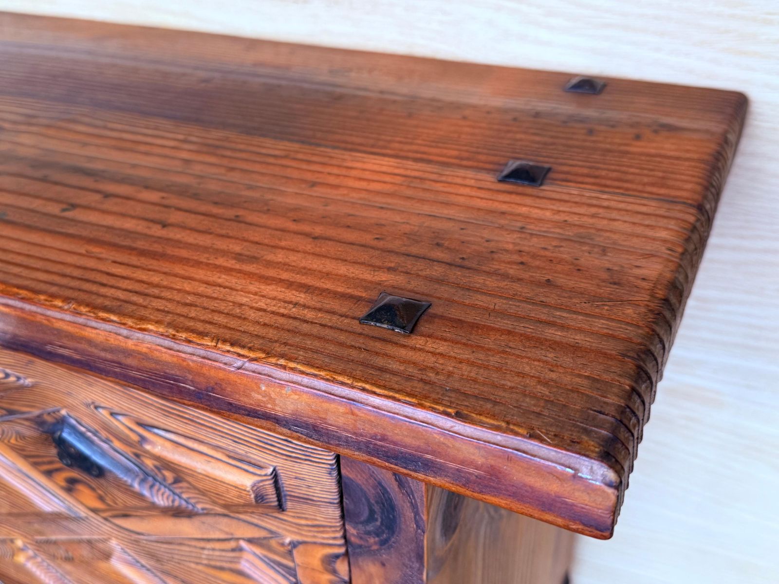 1711.0 Console rustique à abattant et étagère, début du XXe siècle photo