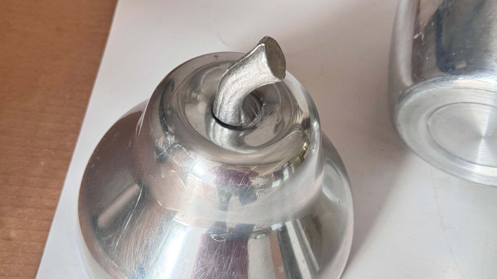 1970s French Pear Shaped Ice Bucket, Silver Finish With Mirrored Effect photo for sale