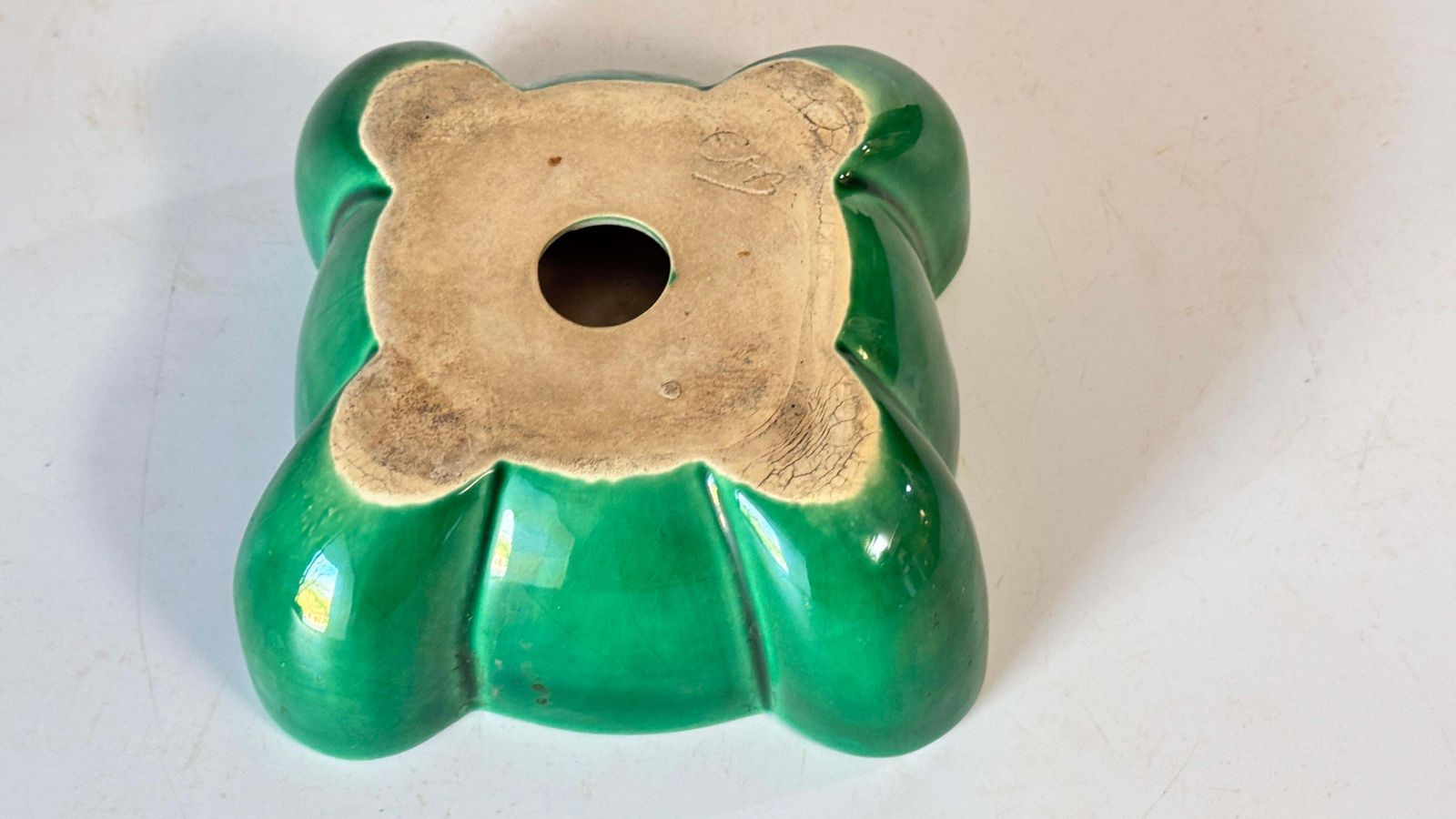 1940s French Art Deco Green Ceramic Ashtray With Gilded Details, Four Cigarette photo buy