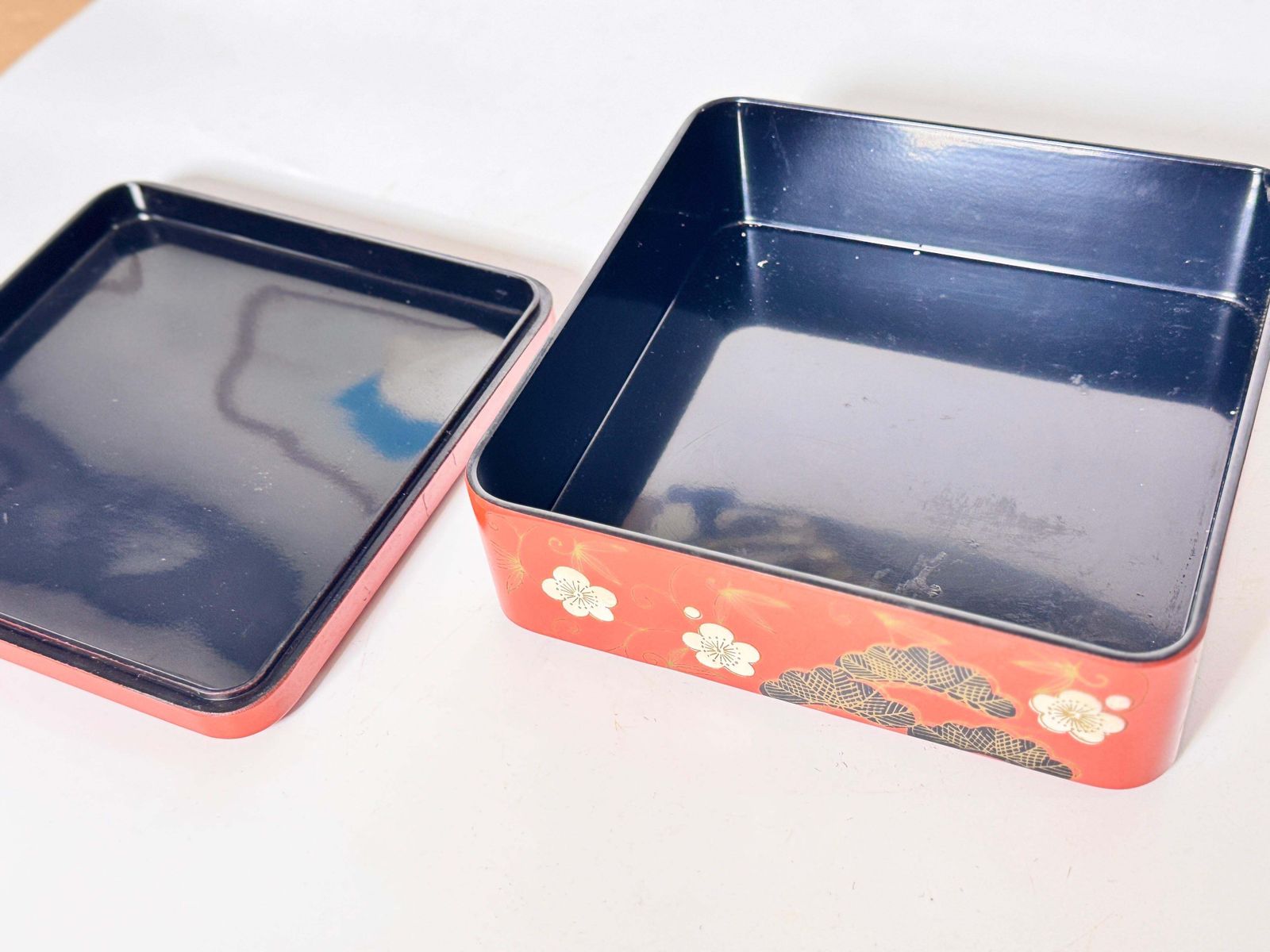 Box In Lacquered Wood, Vietnam 20th Century, Black And Orange  Red Color photo buy