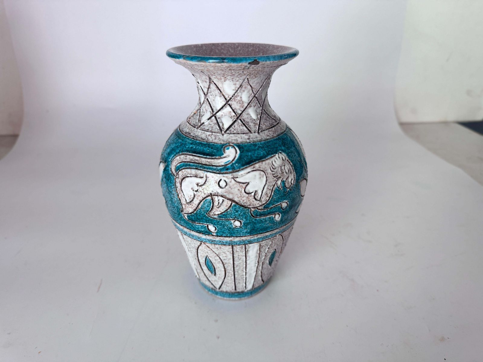 photo furniture Vase In Enameled Ceramic Green And White Italy 1970 Signed