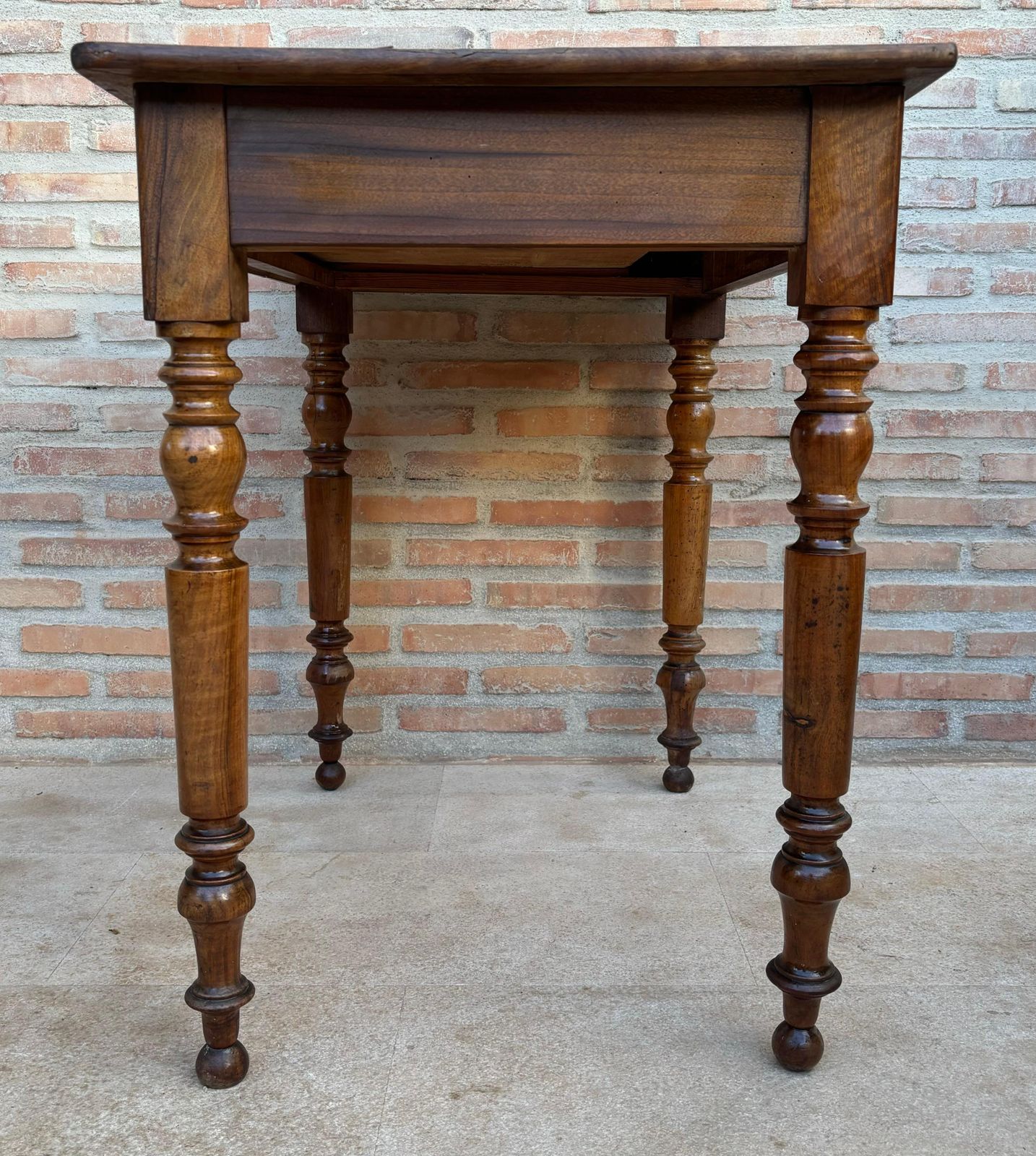 Table de travail provinciale française, années 1890 photo Mobilier