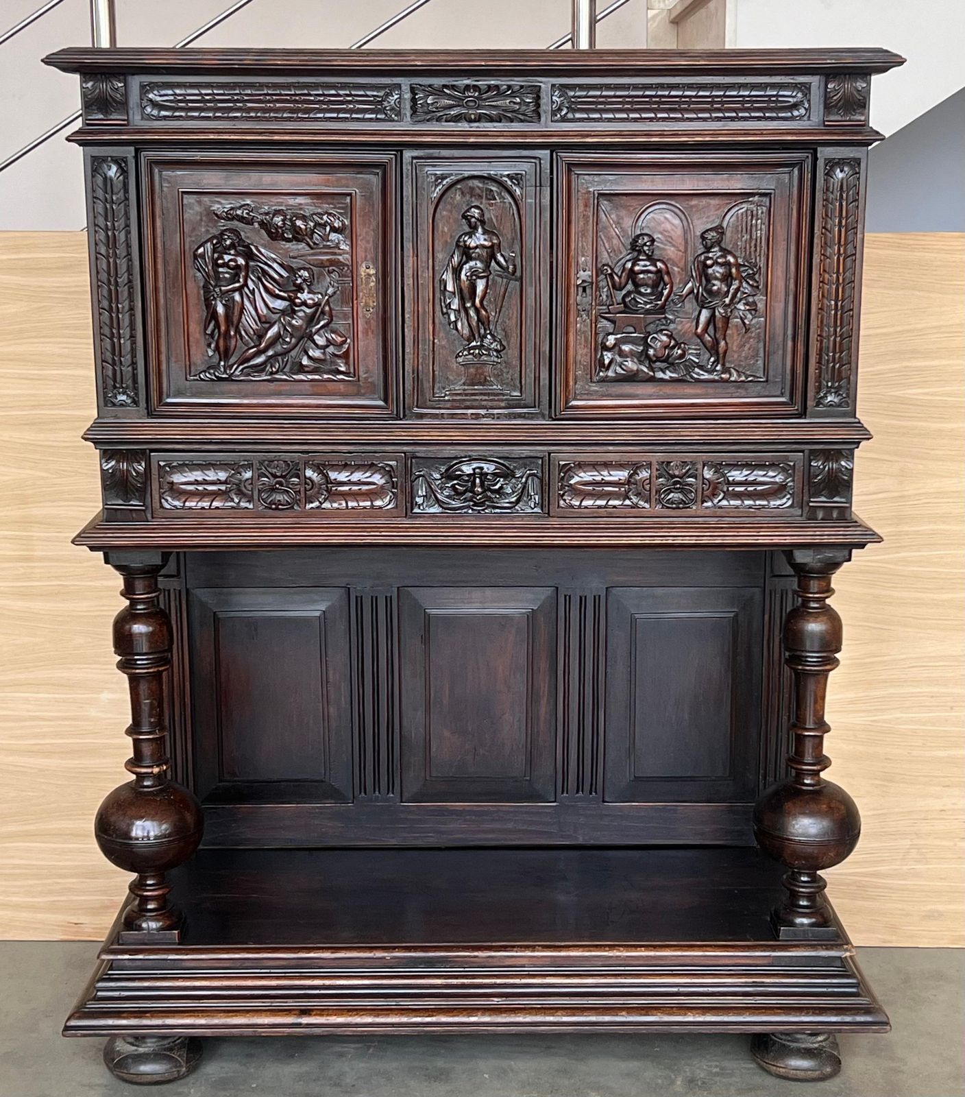 Cabinet Renaissance néerlandais sculpté à la main, XIXe siècle photo 5928.0