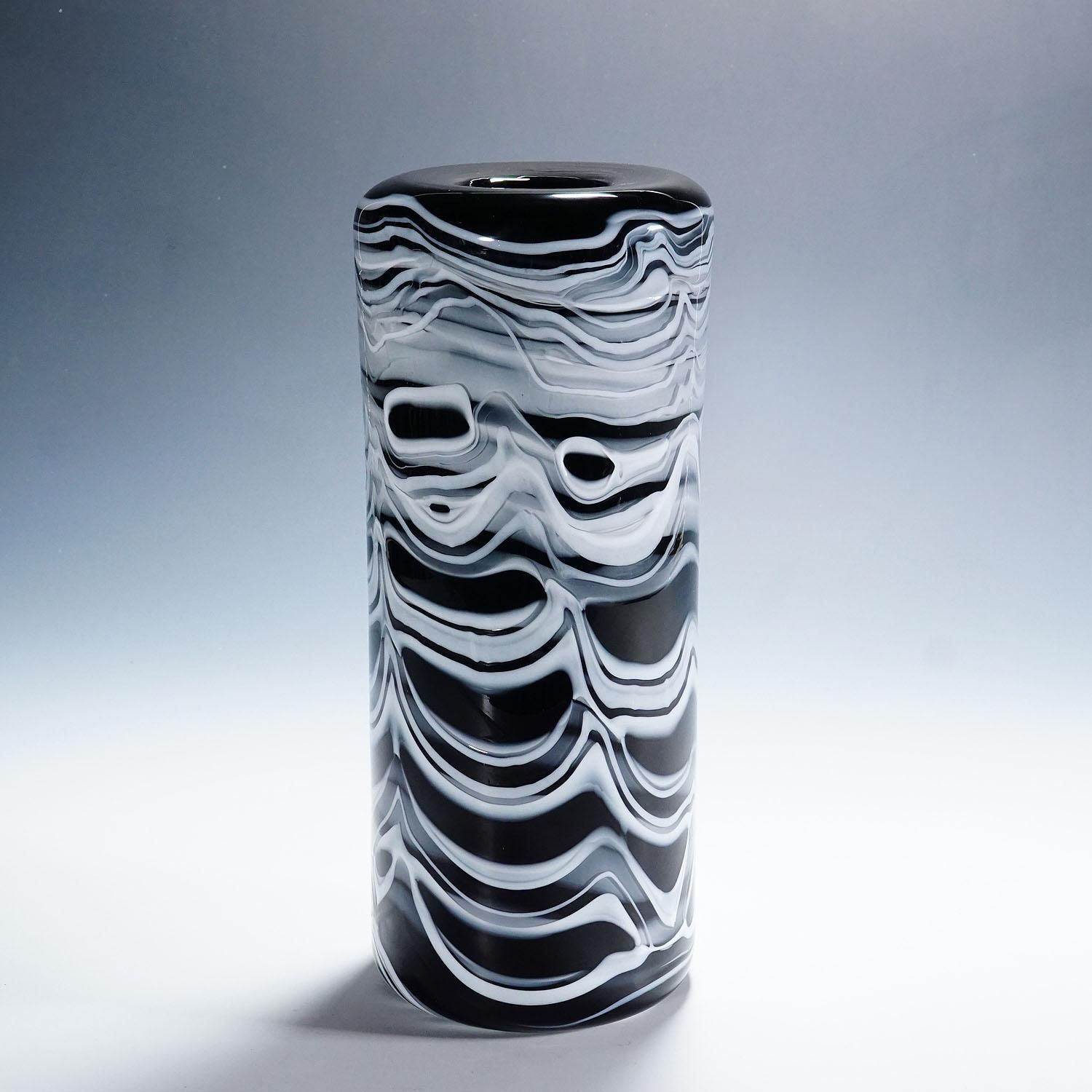 Large Mexico Vase By Toni Zuccheri For Venini 1970s photo furniture
