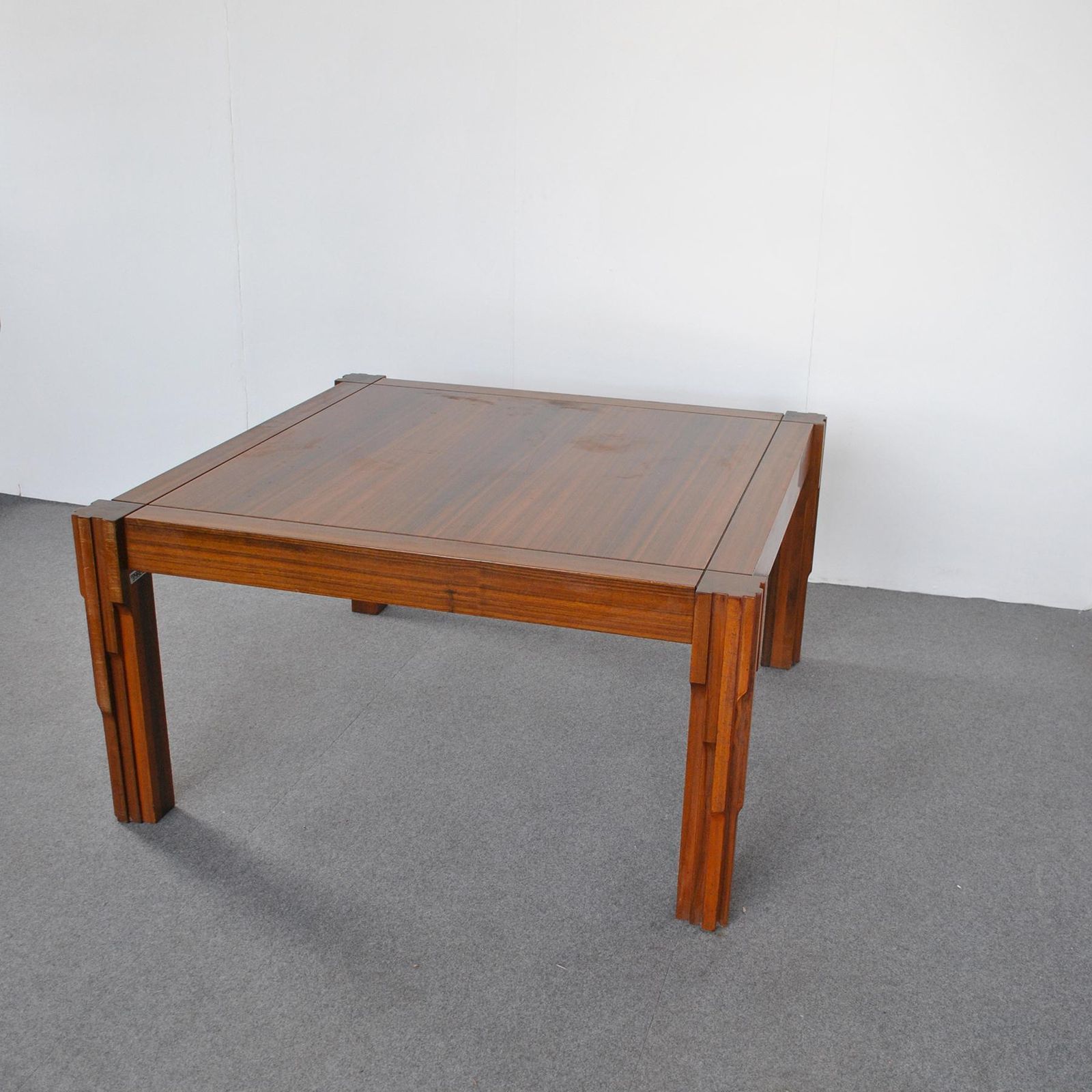 photo vinterior Luciano Frigerio Italian Midcentury Table Early 70's