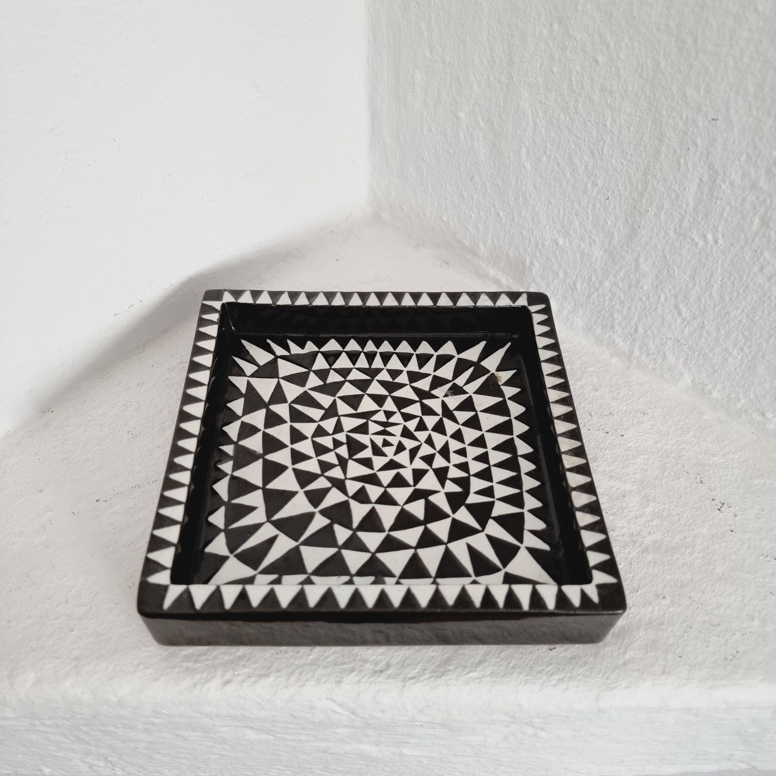 Stig Lindberg, Ceramic Tray/Ashtray Domino, Gustavsberg, Scandinavian Modern photo Home Decor