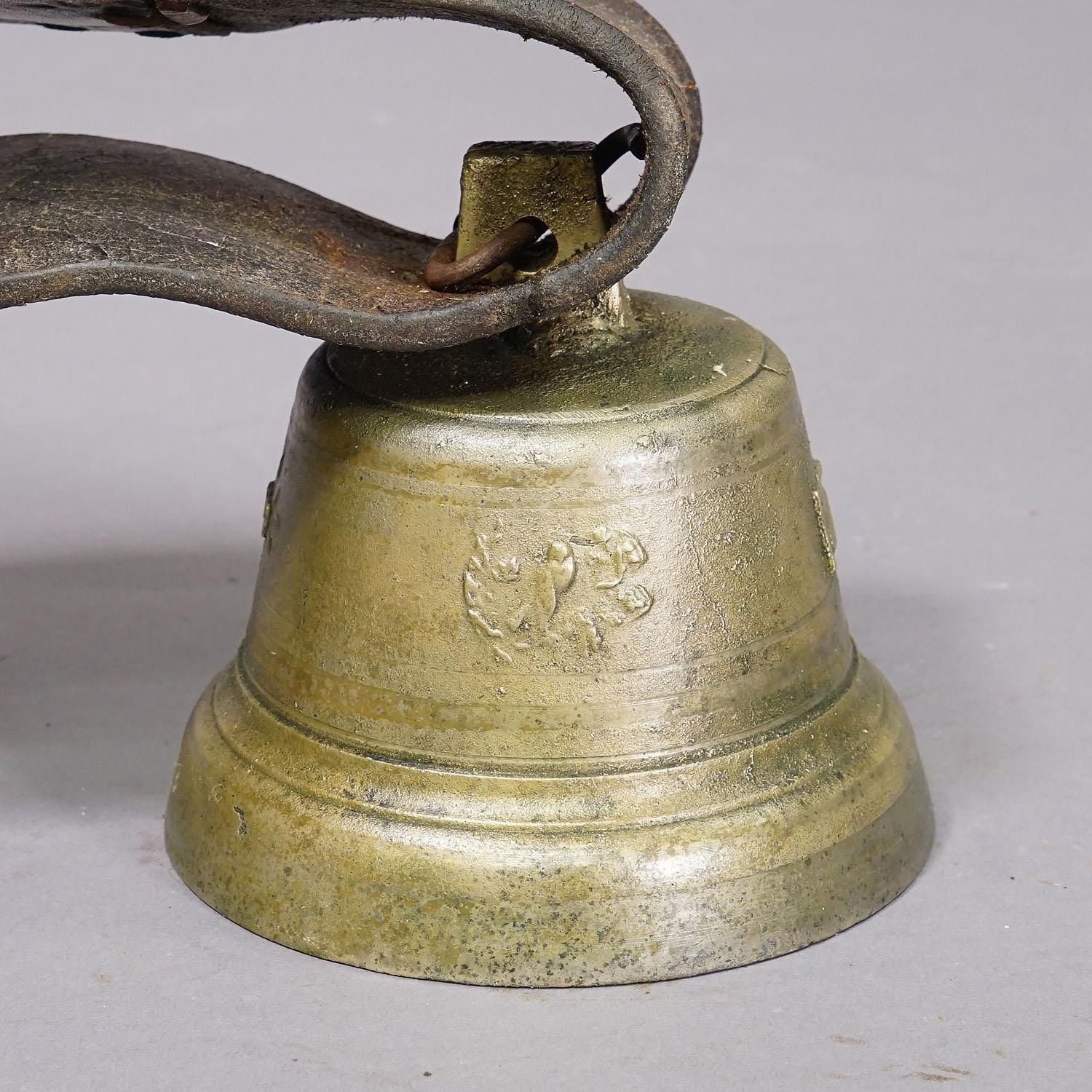 Antique Swiss Casted Bronze Cattle Bell Ca. 1900s photo vinterior