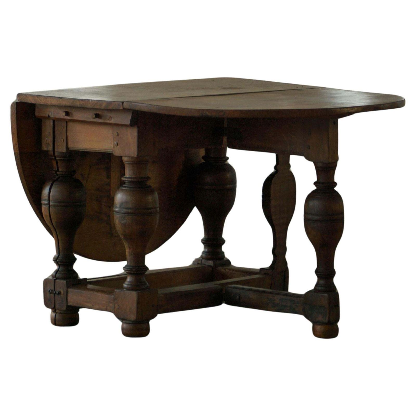 Antique Baroque Drop Leaf Table In Oak, Danish Cabinetmaker, 19th Century