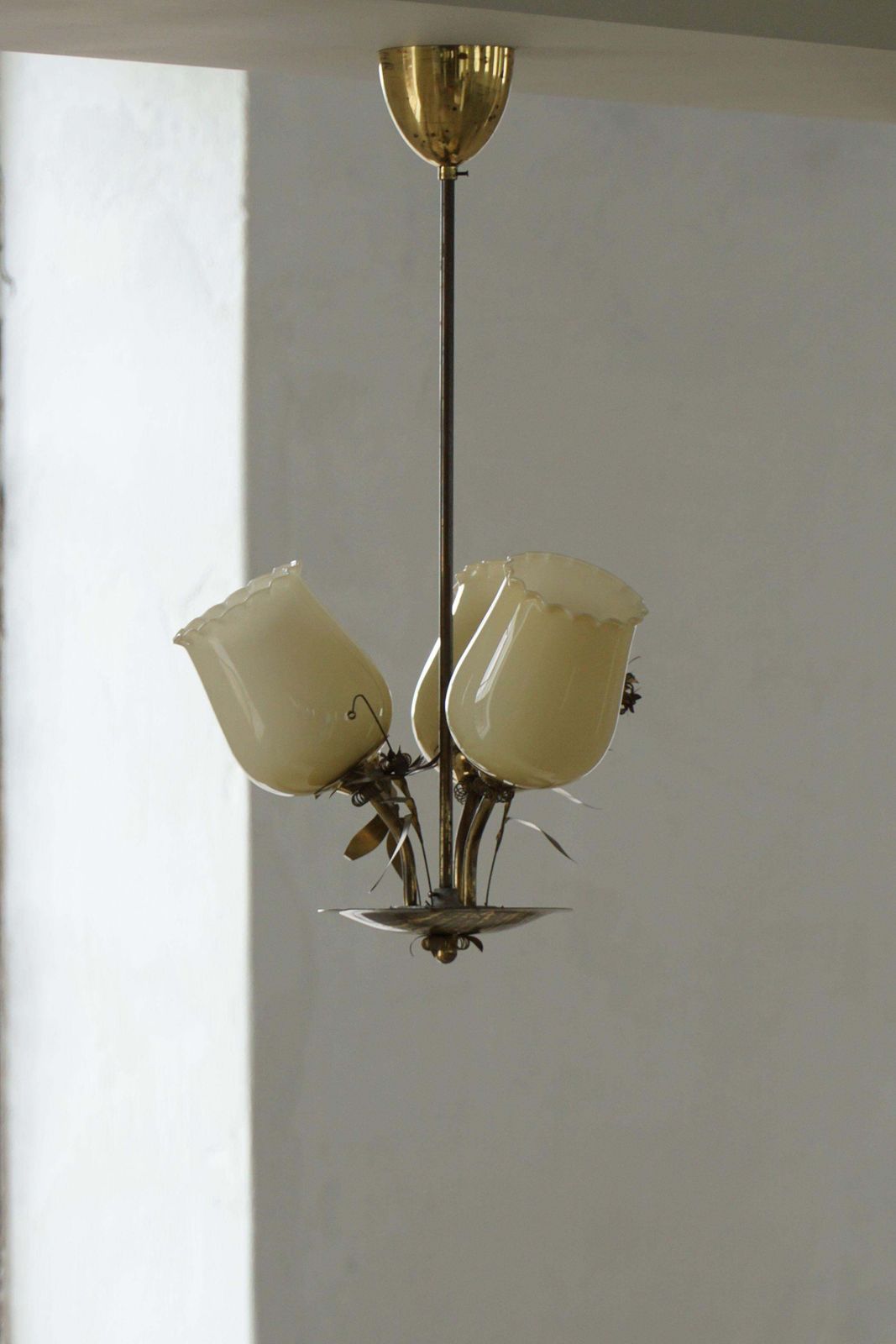 photo vintage Mid Century Glass & Brass Chandelier, Model 501 3 By Stockmann, Finland, 1940s