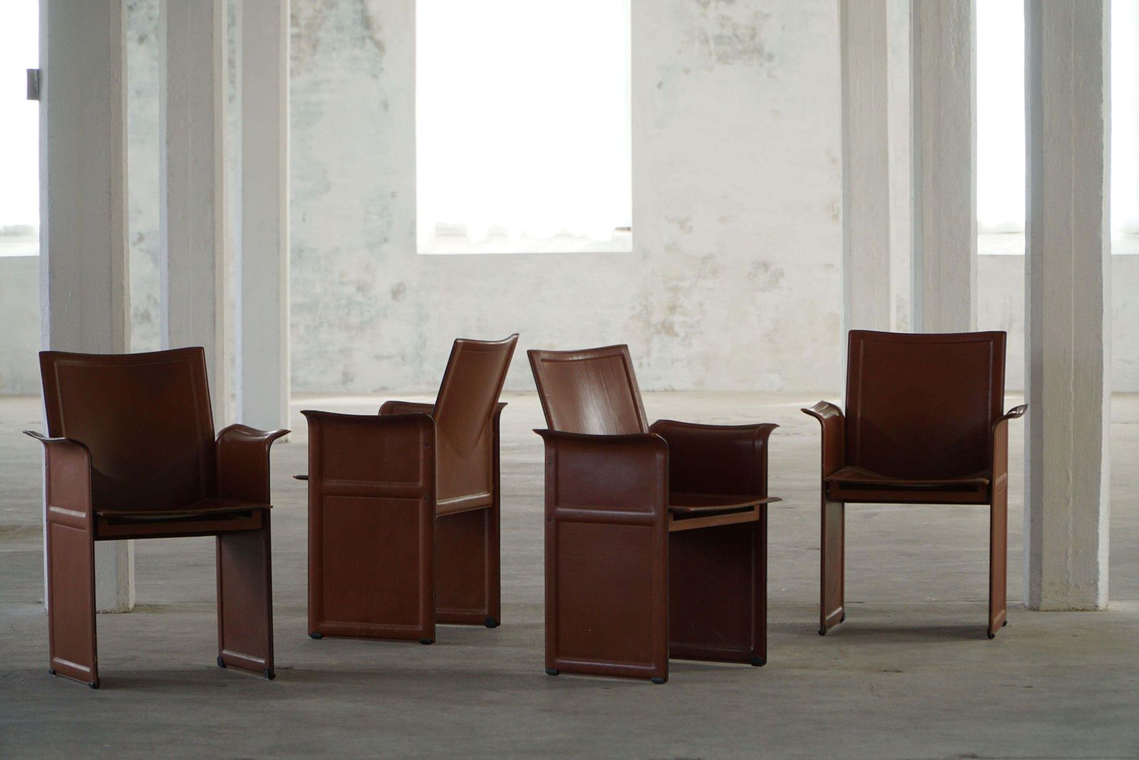 Set Of 4 Armchairs In Brown/Red Leather, Tito Agnoli, Italian Modern, 1970s photo furniture