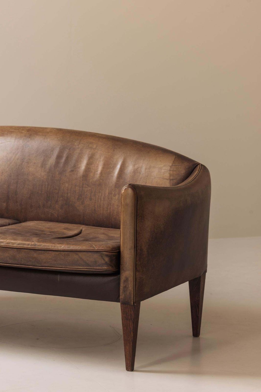 V12 Sofa By Illum Wikkelsø For Holger Christiansen, Denmark, 1960s photo Furniture