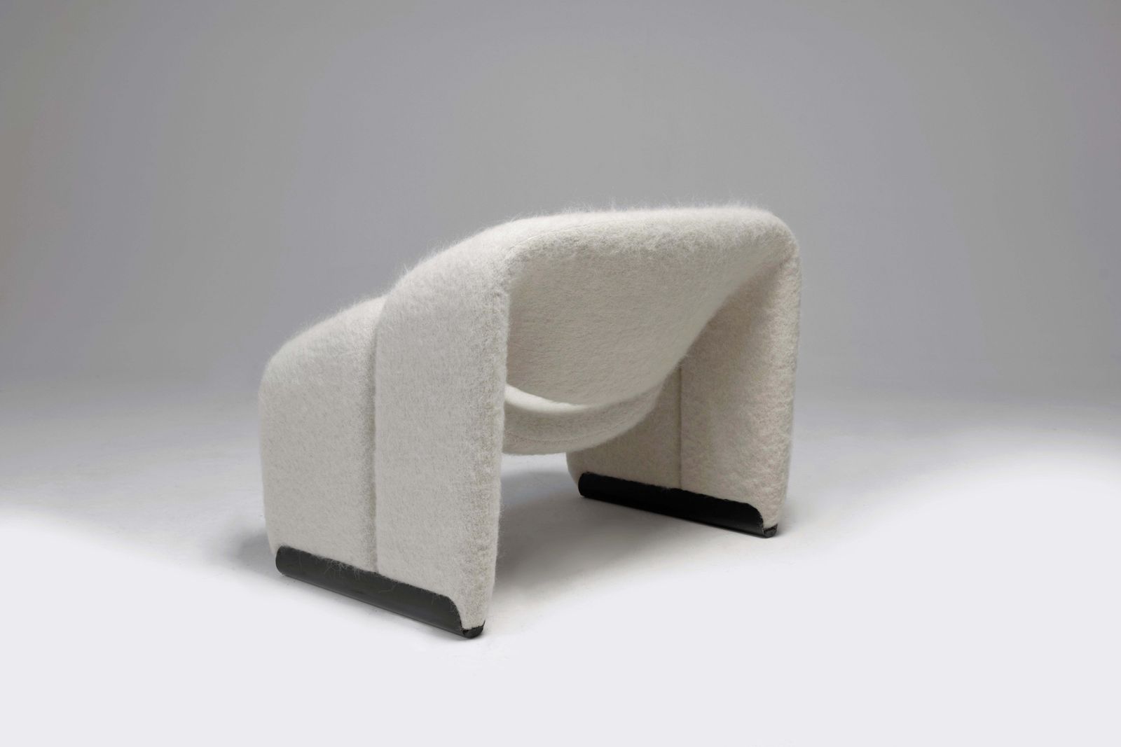 photo furniture Pierre Paulin Model F598 Groovy Armchair For Artifort Netherlands, 1972