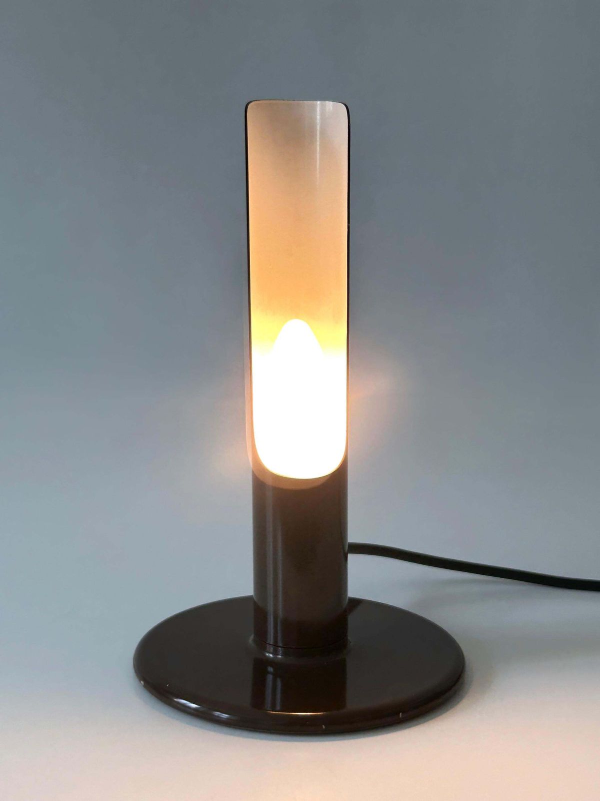 Rare & Minimalistic Mid Century Table Lamp Prix By Ingo Maurer For Design M 1969 photo vinterior