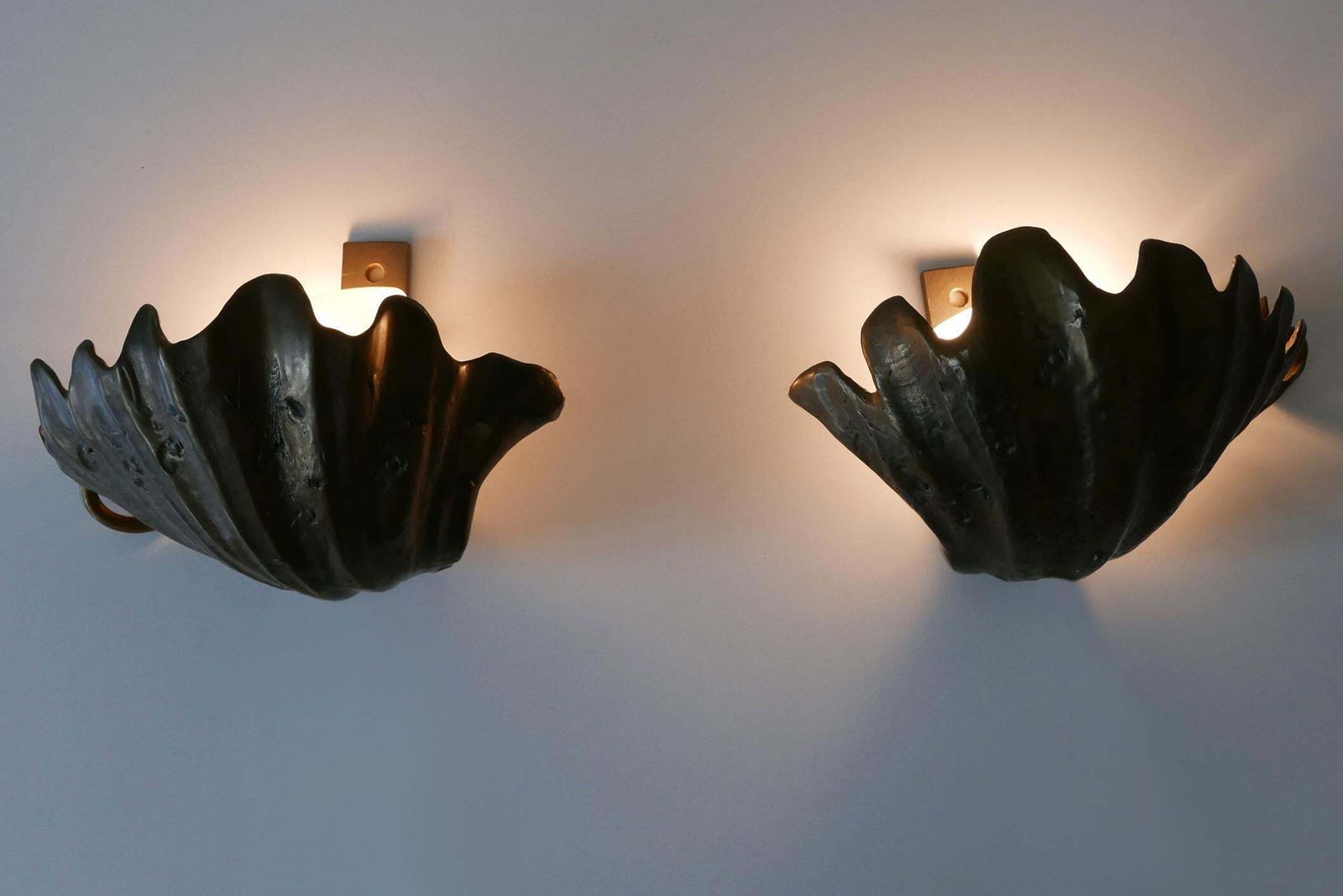 Set Of Two Rare Mid Century Modern Cast Bronze Sea Shell Sconces Germany 1960s photo vinterior