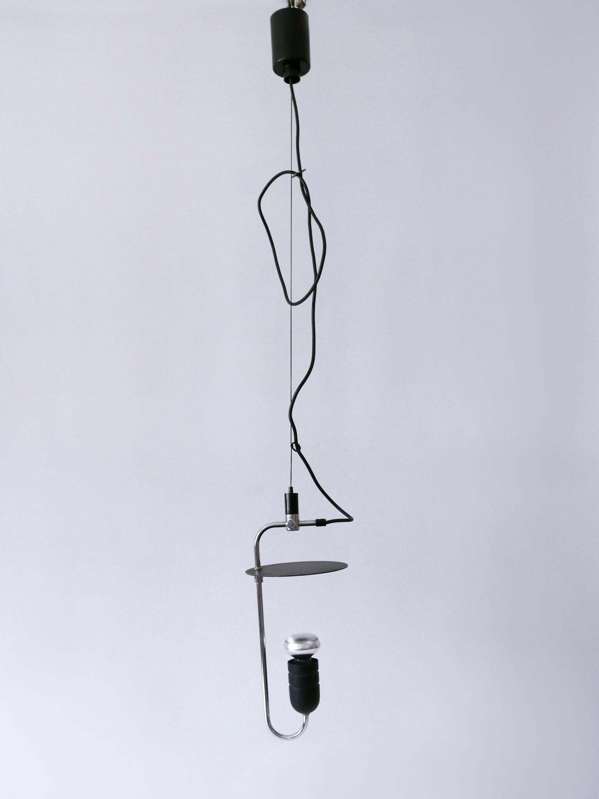 photo vintage Minimalistic Mid Century Modern Pendant Lamp Or Hanging Light Italy 1970s