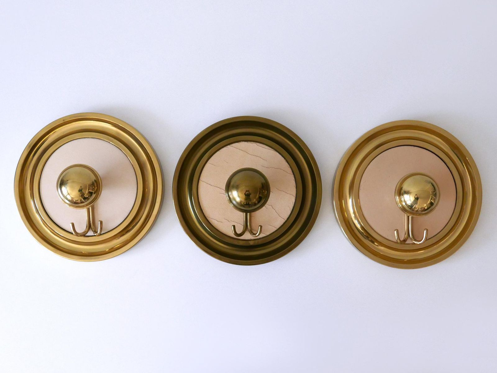 photo vinterior Set Of Three Large Mid Century Modern Brass Coat Hooks Or Wall Wardrobes 1960s