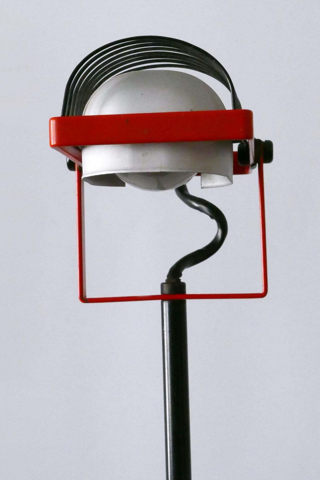 photo vinterior Telescopic Floor Lamp Or Reading Light Sintesi By Ernesto Gismondi For Artemide