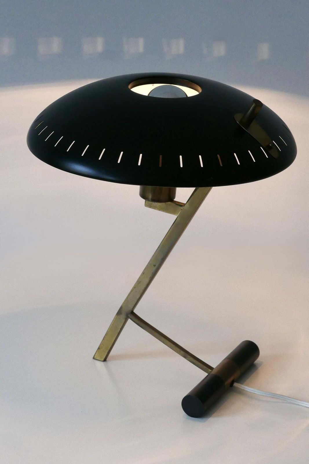 Elegant Mid Century "Decora" Or Z Table Lamp By Louis Kalff For Philips 1950s photo vinterior