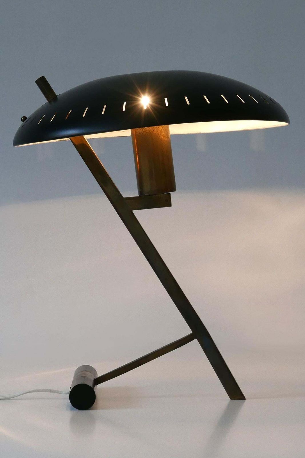 photo vinterior Elegant Mid Century "Decora" Or Z Table Lamp By Louis Kalff For Philips 1950s