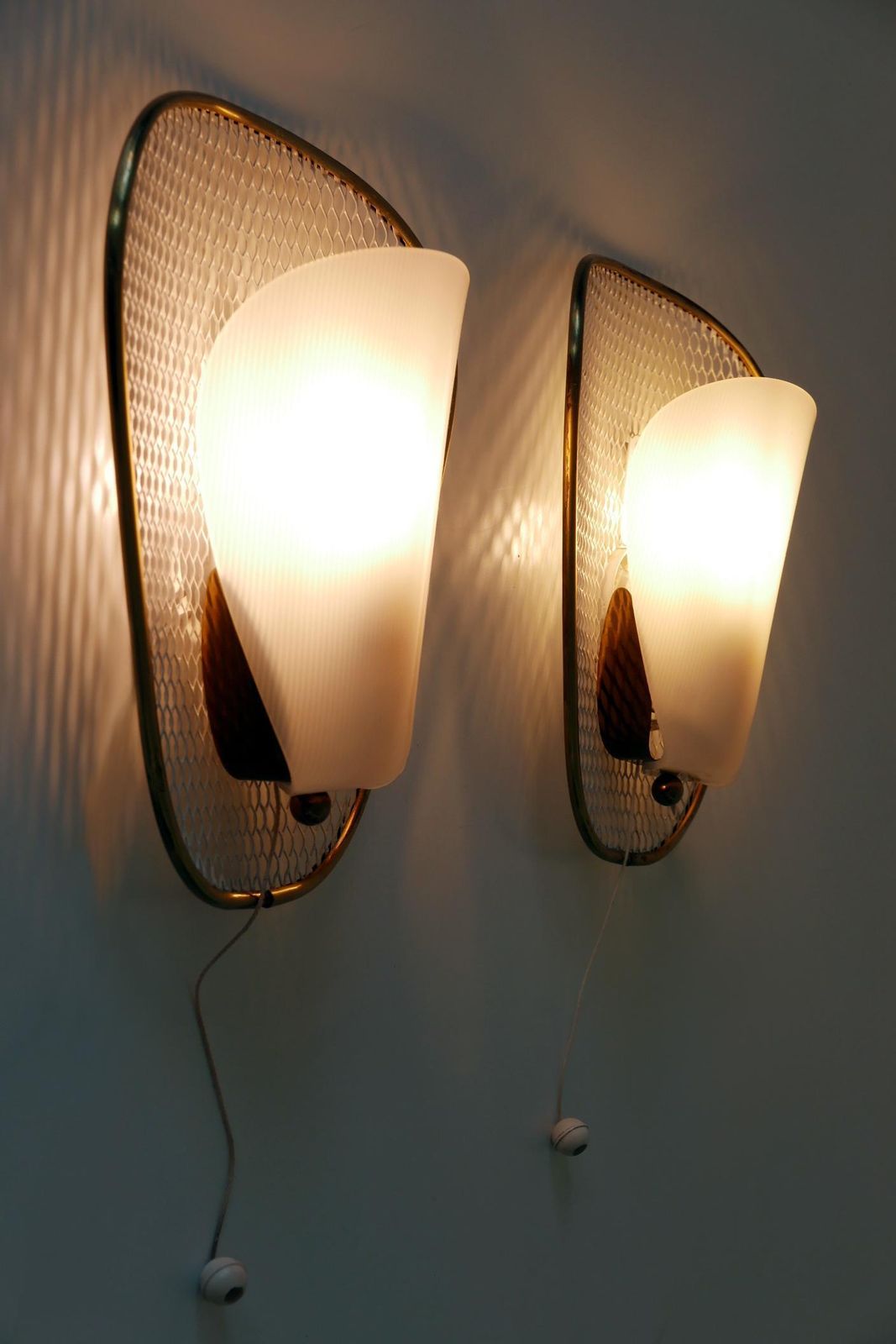 photo vintage Set Of Two Rare & Elegant Mid Century Modern Sconces Or Wall Lamps Germany 1950s