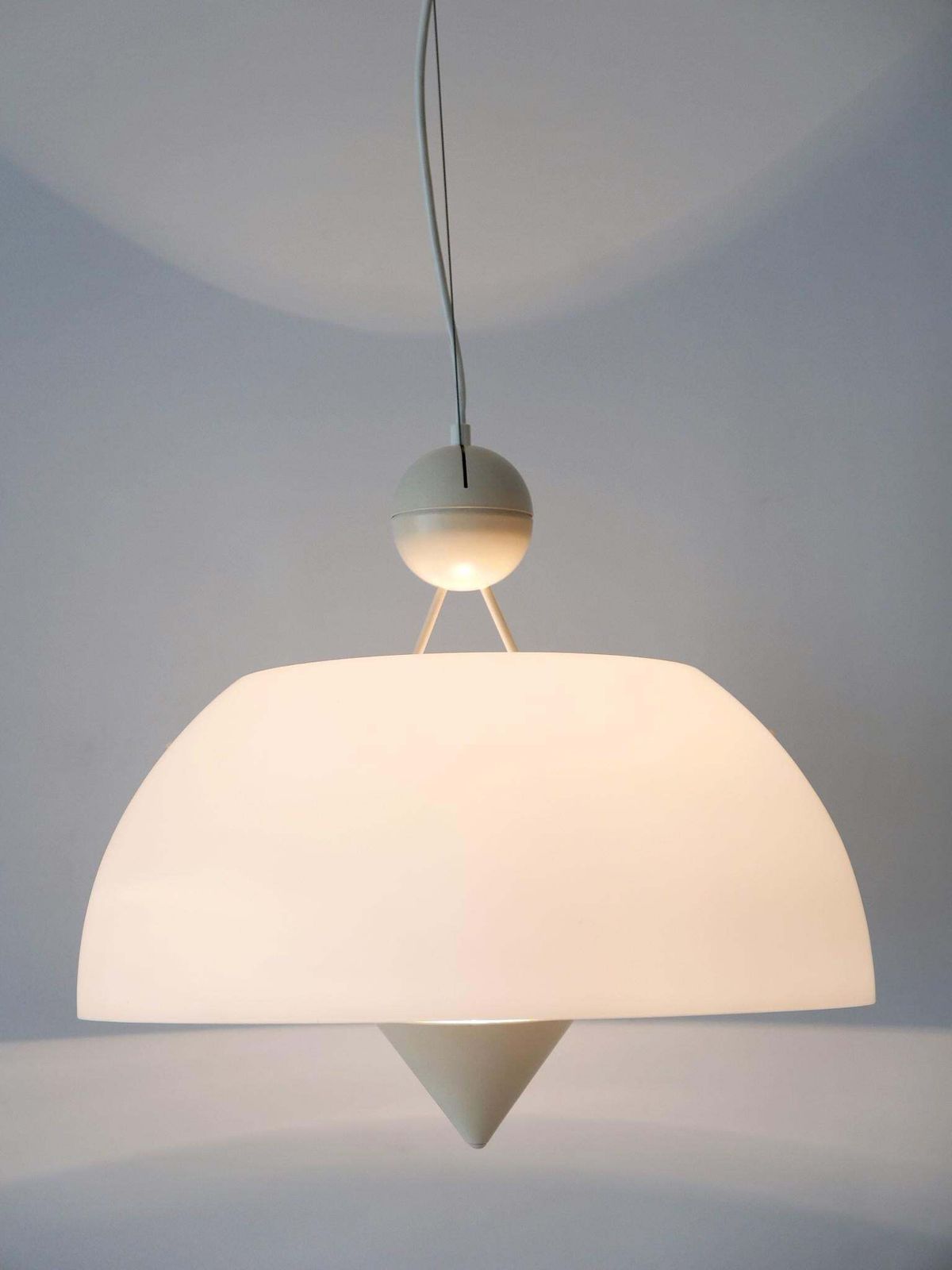 Rare & Elegant Mid Century Modern Pendant Lamp Or Hanging Light Italy 1970s photo vinterior