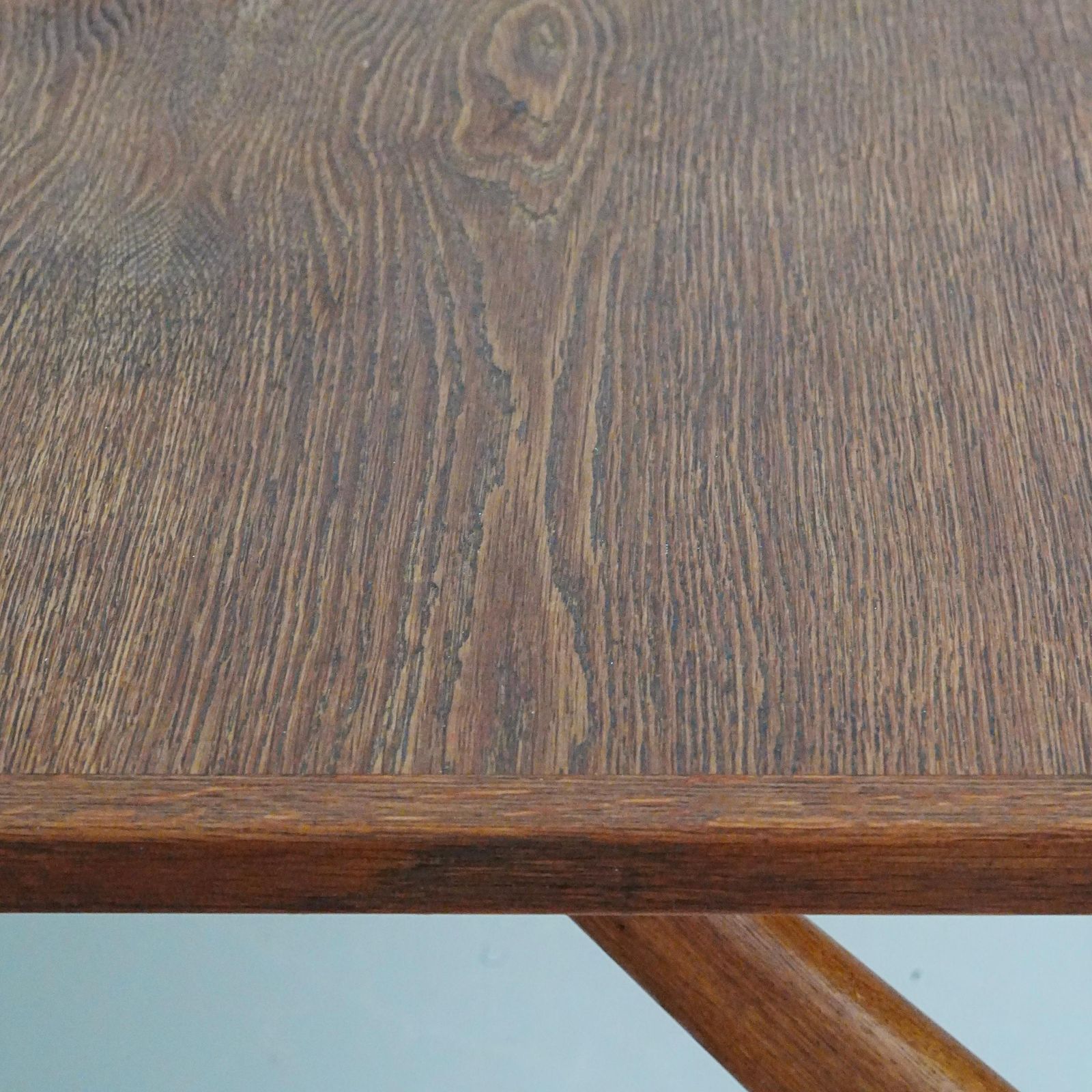 photo for sale Hans Wegner Voor Andreas Tuck – Eettafel 303 In Eiken En Metaal, Denemarken, Ca. Jaren 1950