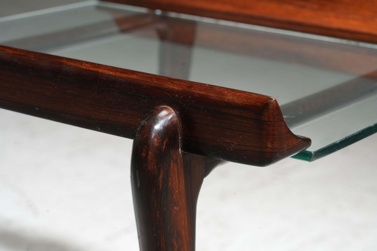 Bijzettafel Van Giuseppi Scapinelli, Hout En Glas, Brazilië, Ca. Jaren 1950 photo vinterior