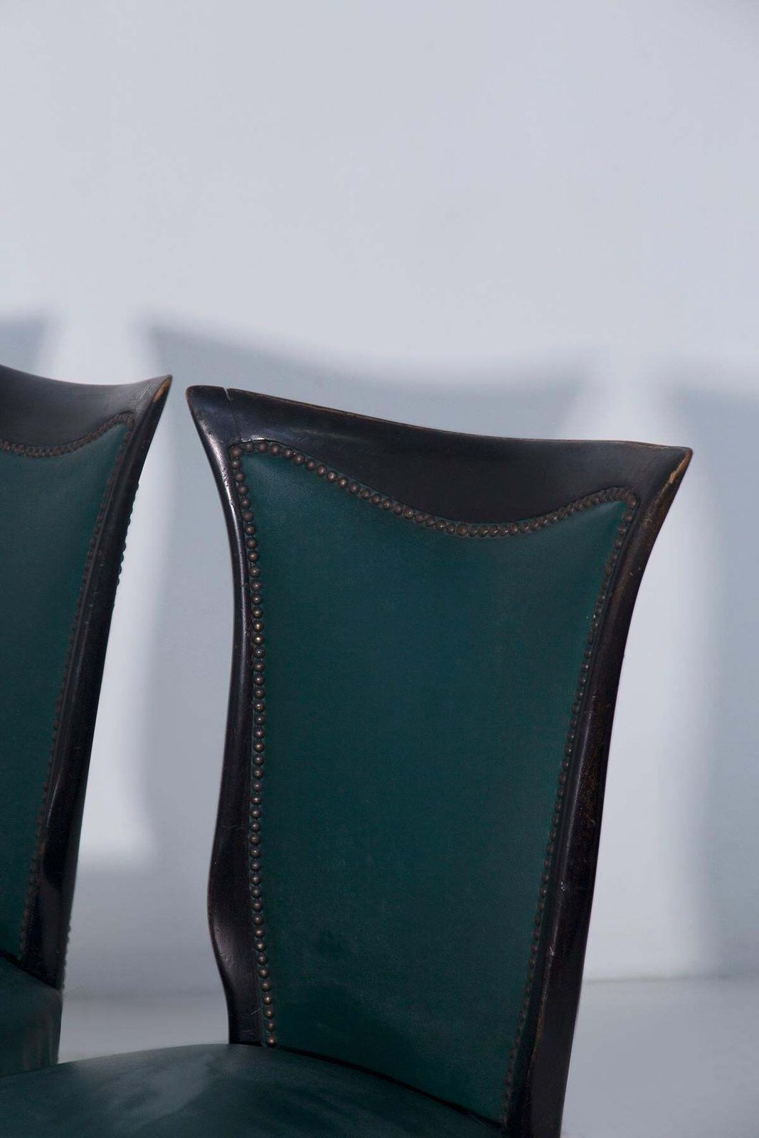 Elegant Set Of Six Italian Made Chairs In Green Leather photo vinterior