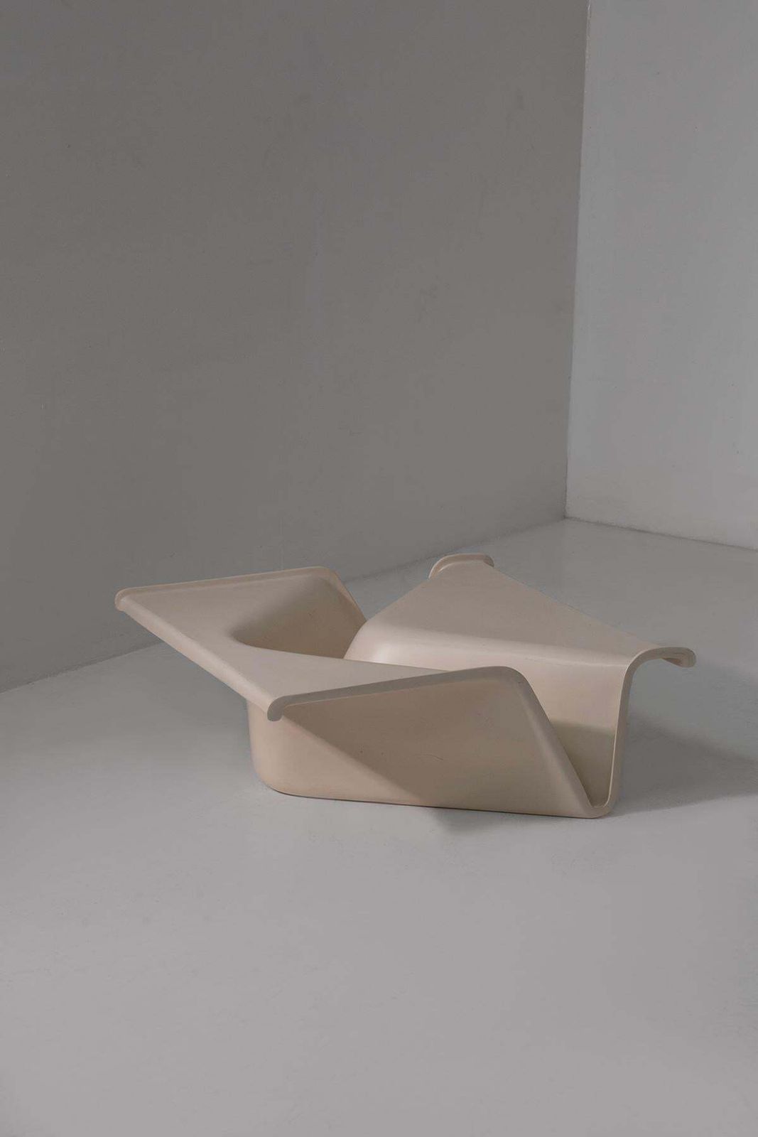 Cesare Leonardie Franca Stagi Coffee Table Kappa photo furniture
