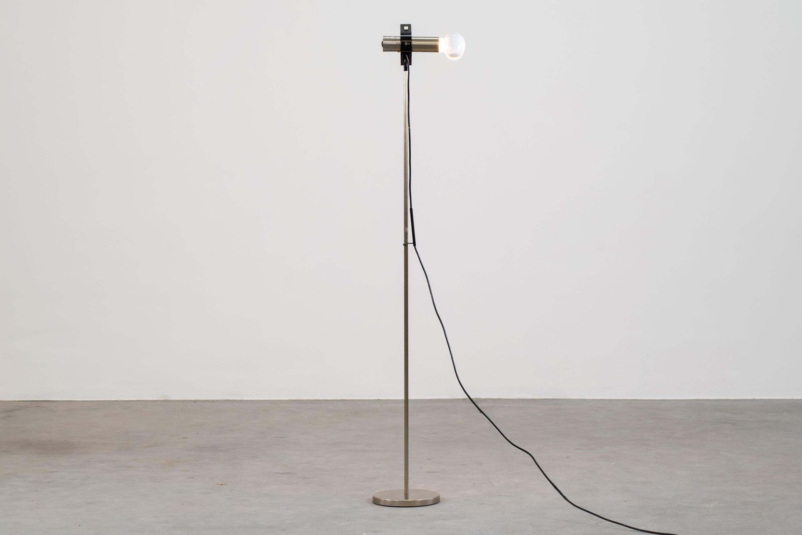 Angelo Ostuni And Renato Forti 399 Floor Lamp In Metal By Oluce 1960s photo furniture