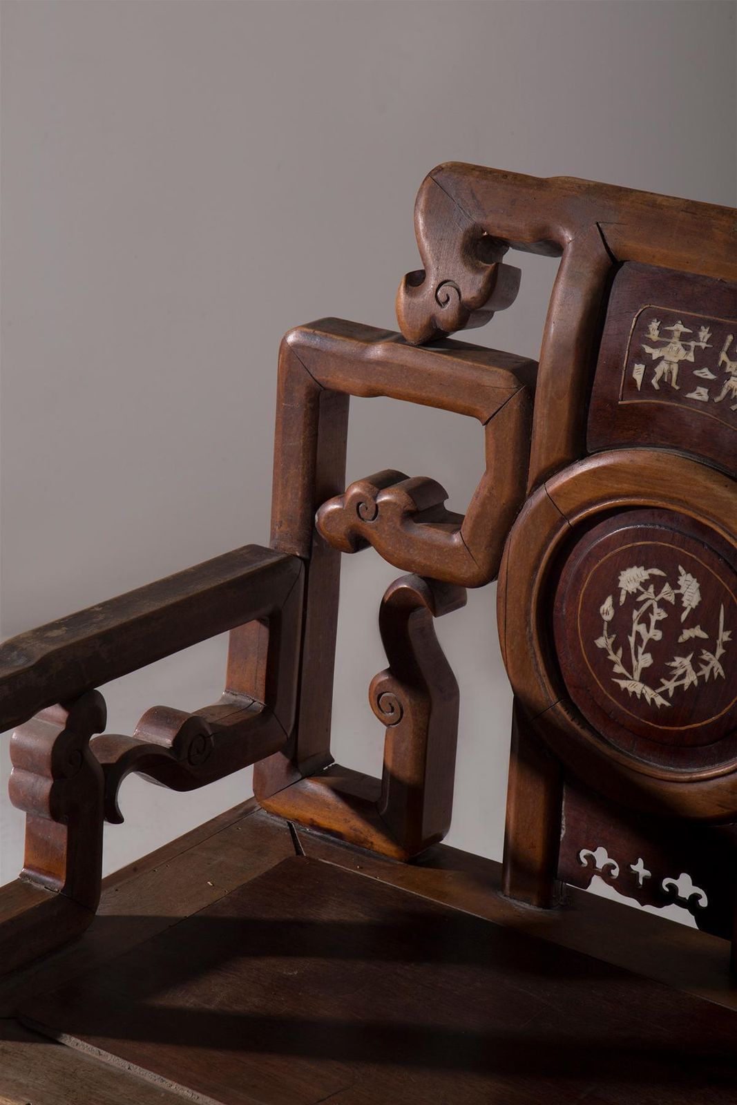 photo furniture Chinese Qing Style Ceremonial Chairs