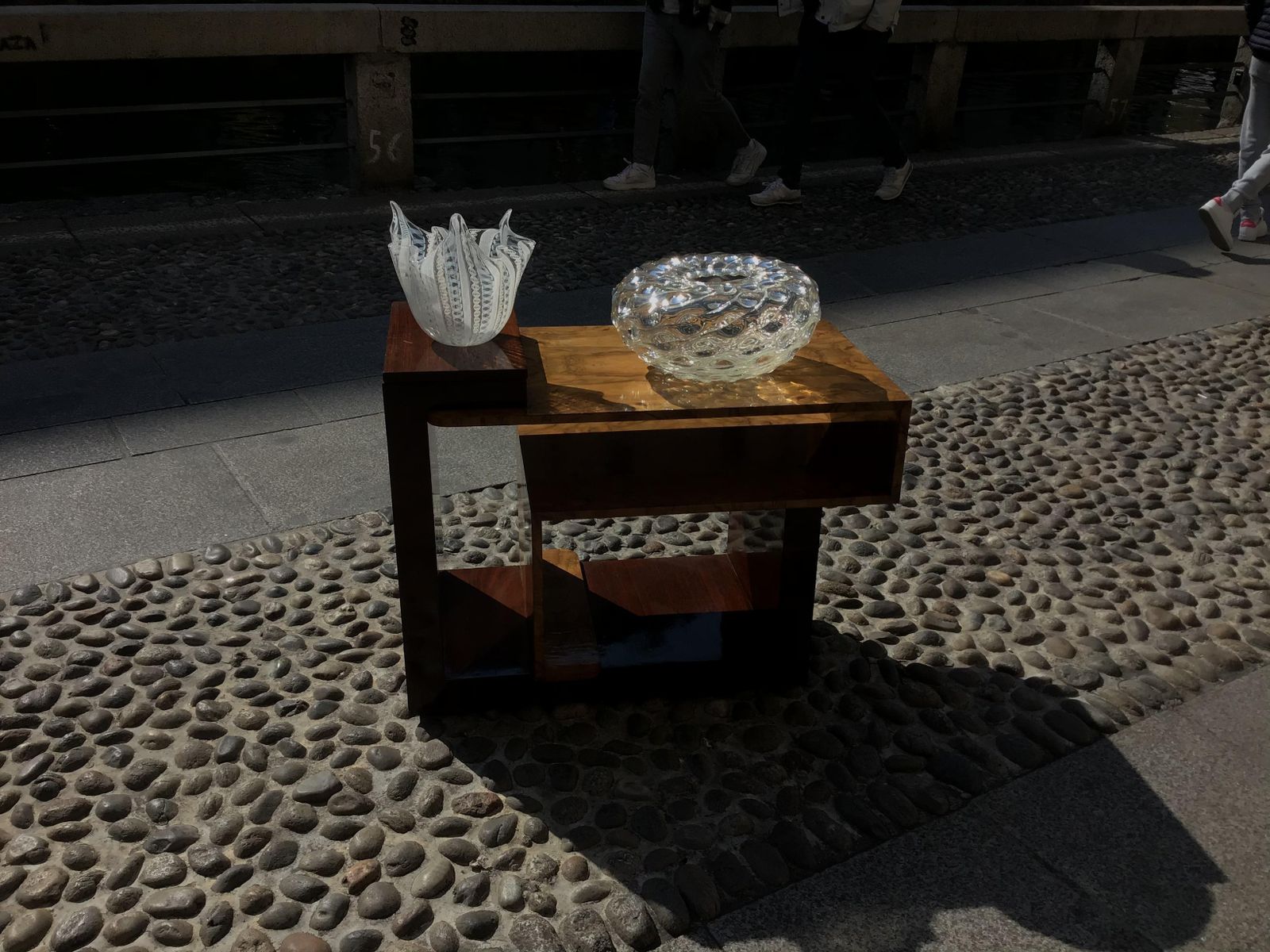 photo furniture Osvaldo Borsani  Coffe Table/Etagere/Secretaire Wood Brass 1940 Italy