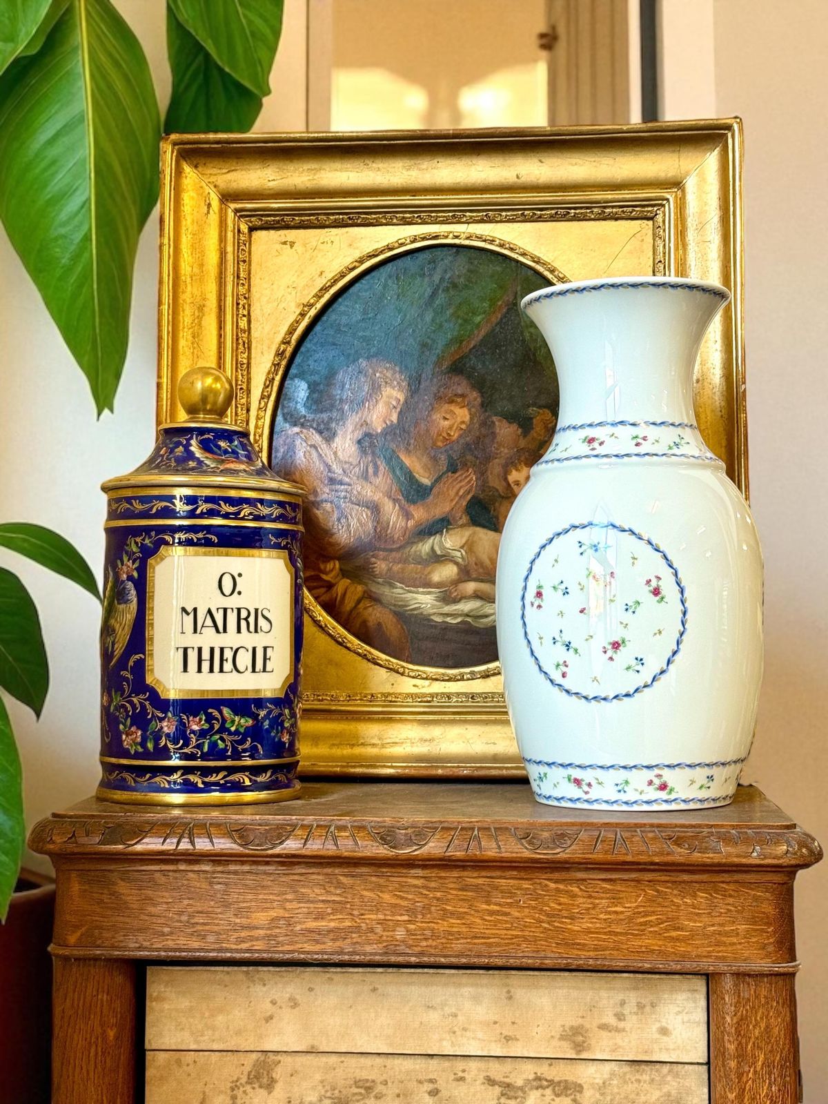 1049.0 Limoges Porcelain Vase, Comte D'artois Bleu Pattern, 18th Century Design photo