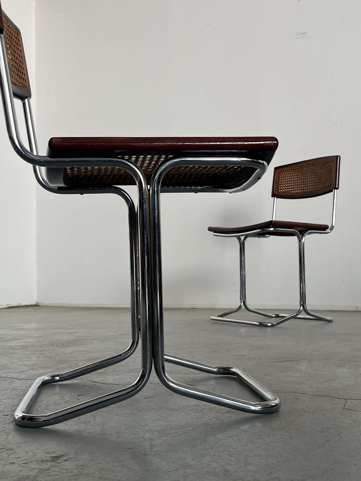 1 Of 4 Vintage 'Calla' Chairs In Wood, Wickered Cane And Chrome, 1970s Italy photo vintage