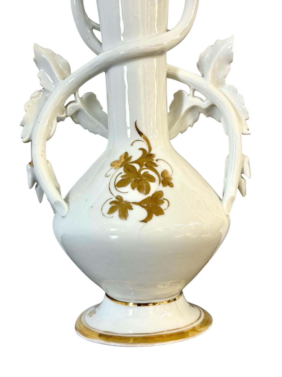 2815.0 Pair Of 19th C. Paris Porcelain Vases With Gilt Handles And Floral Painting photo