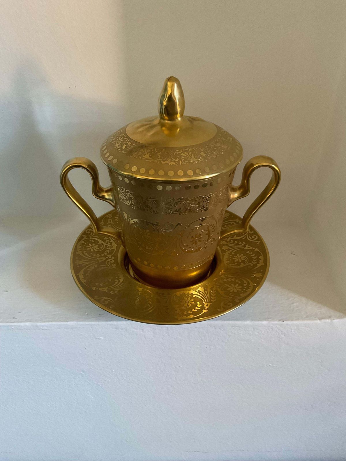 Limoges Porcelain   Container With 2 Handles, Lid And Plate , Gold Glaze photo Home Decor