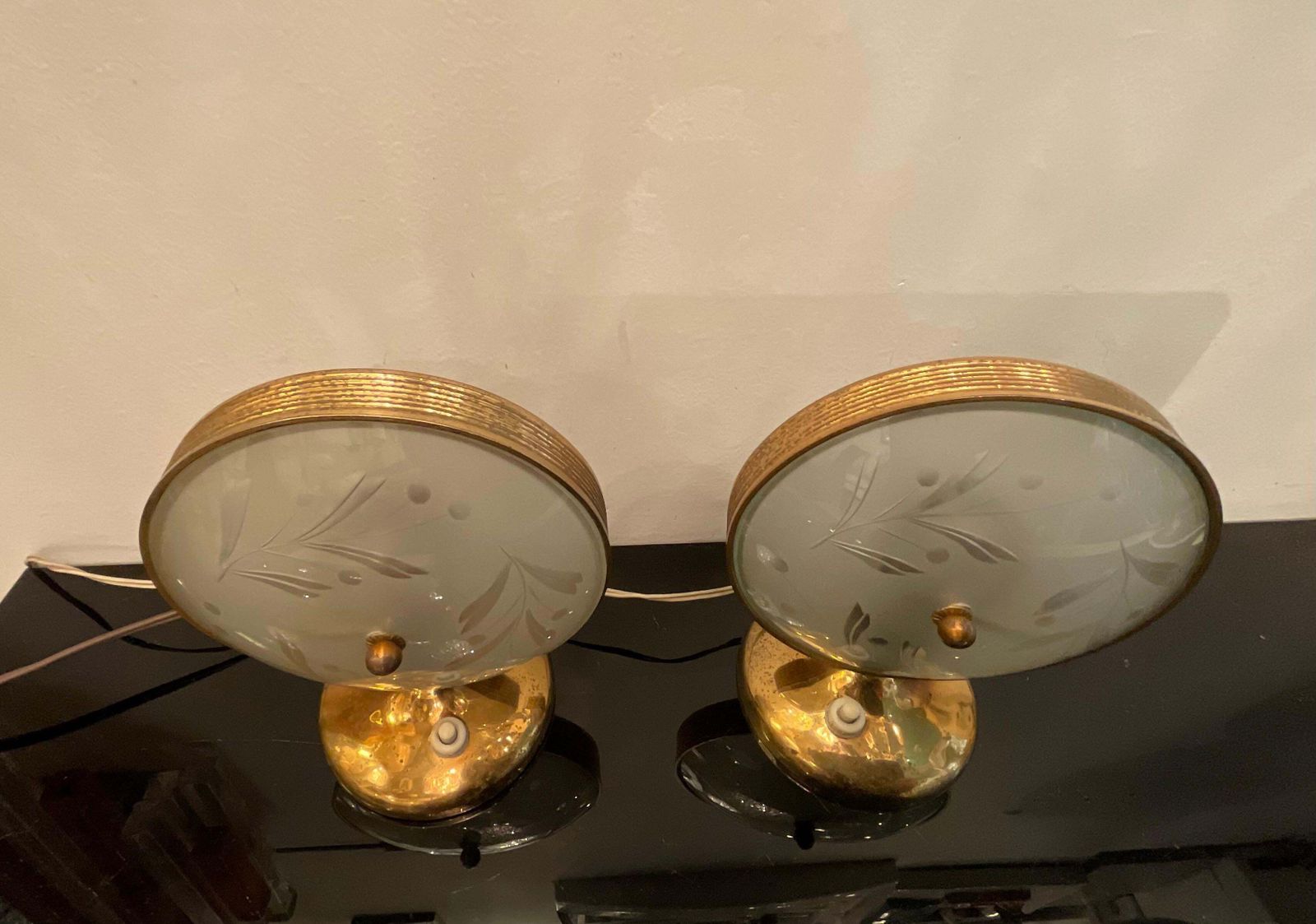 photo buy Fontanarte   Pietro Chiesa   Pair Of Lamps 1950s