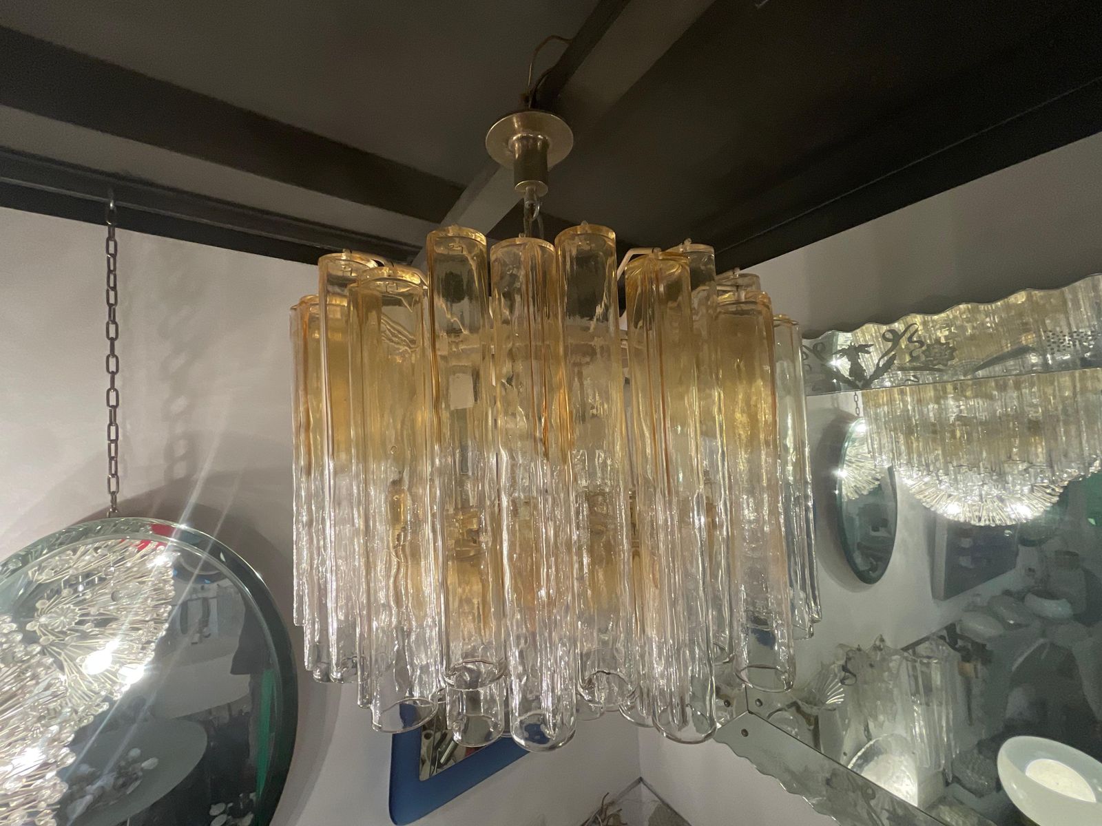 photo for sale Venini   Ludovico Diaz De Santillana   Lampadario Modello Calze   Murano 1970