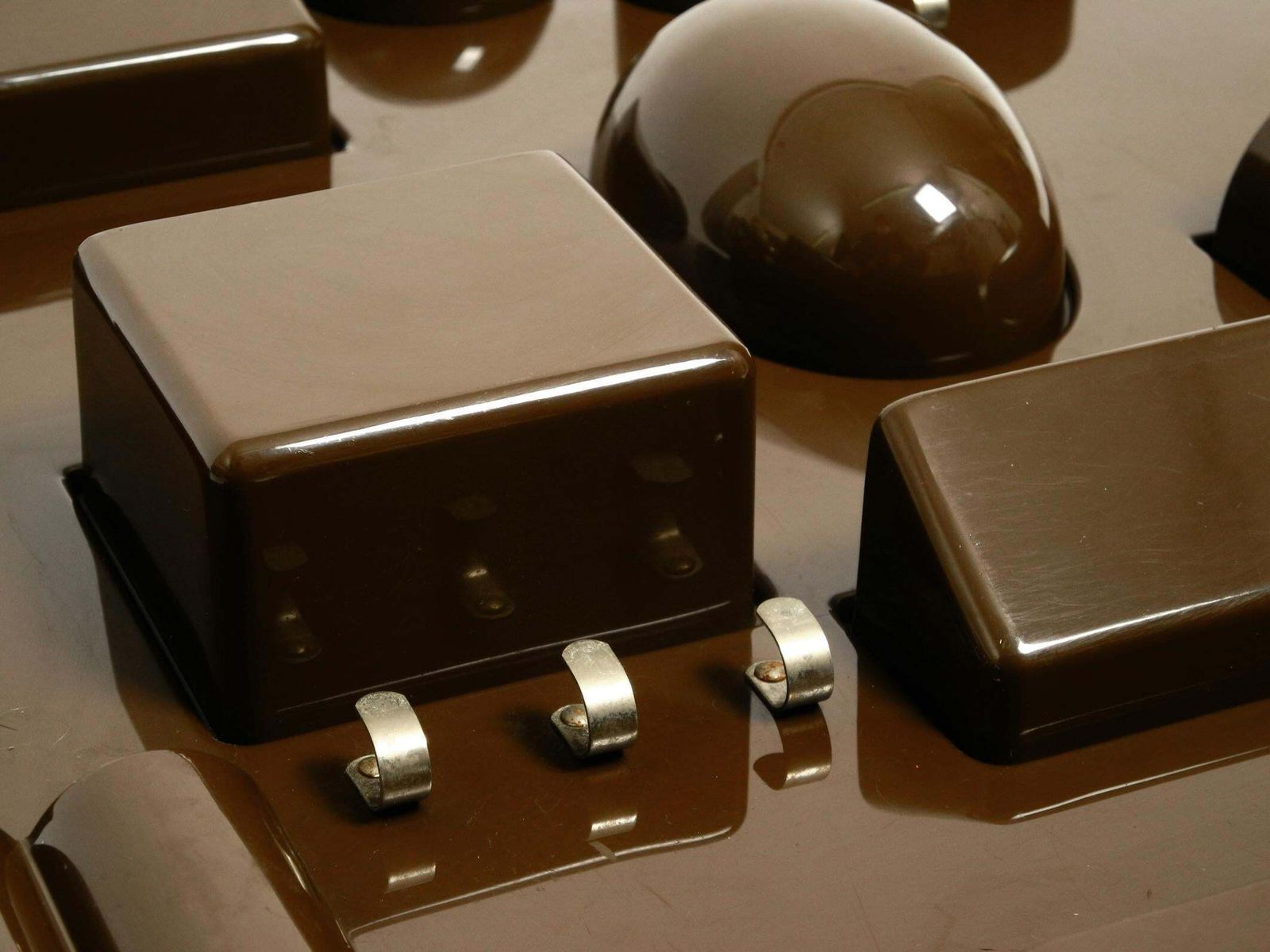 630.0 70s Uten.Silo By Dorothee Maurer Becker  M Design Production In Dark Brown photo