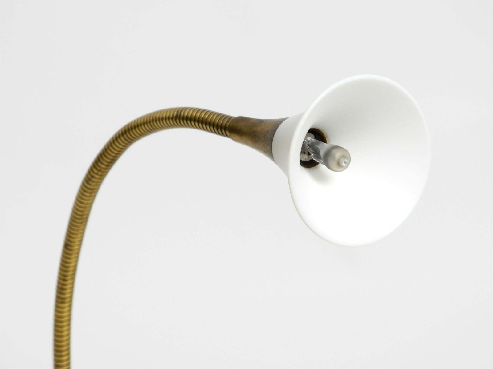 1980s Brass Halogen Table Lamp By Florian Schulz Model Esa With Gooseneck photo vintage