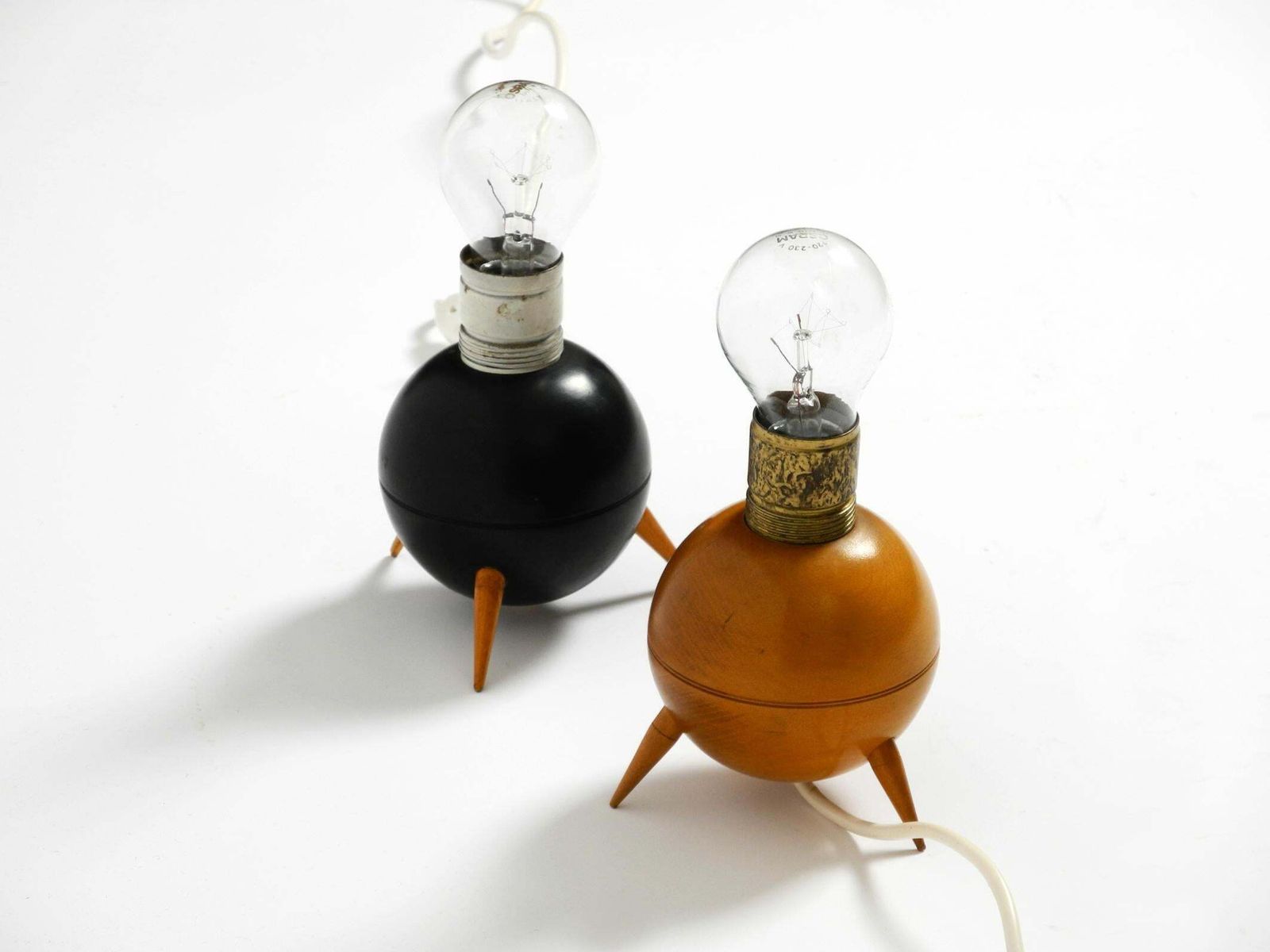 Pair Of Beautiful Small Mid Century Modern Tripod Wooden Table Lamps photo for sale