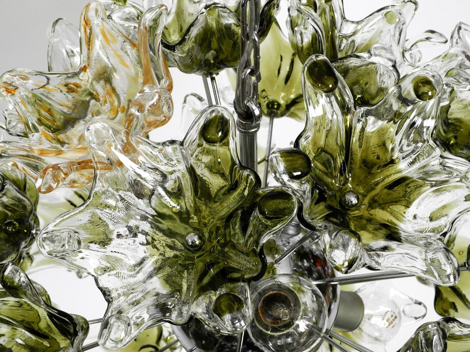 photo vinterior Large Unique Italian Xxl 1960s Pendant Lamp With Murano Glass Flowers By Veart