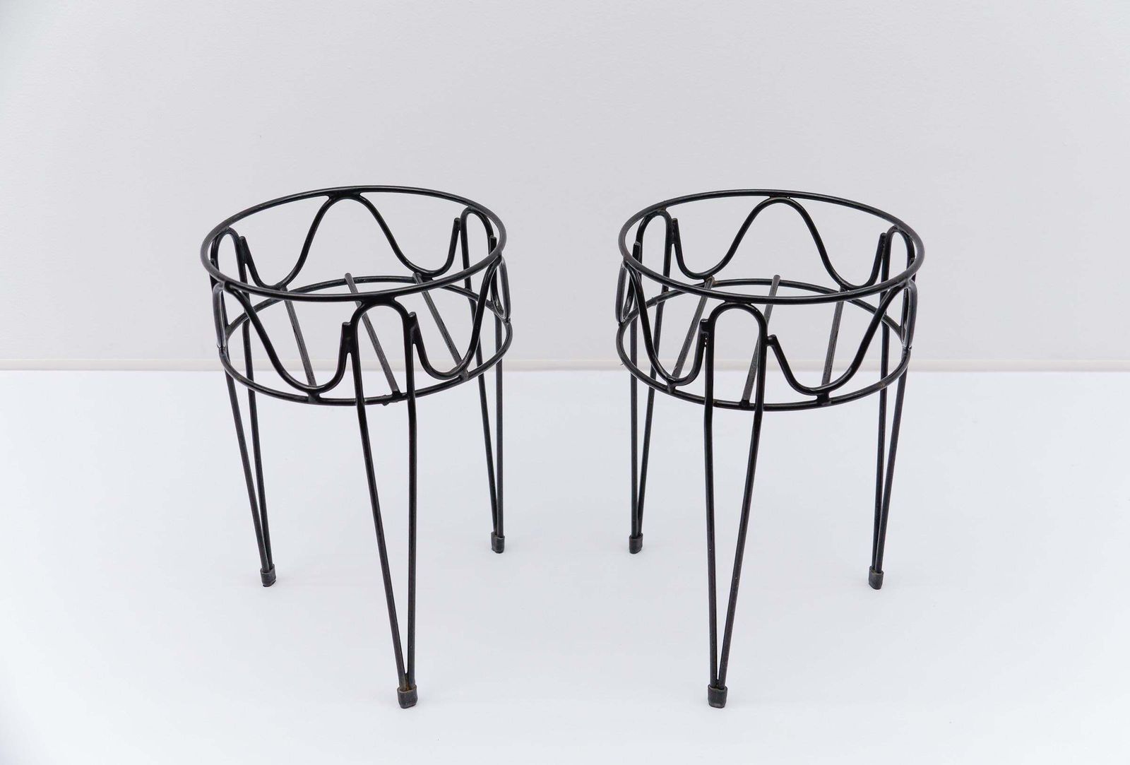 photo furniture Set Of Four Mid Century Modern String Metal Flower Stands, 1950s Sweden
