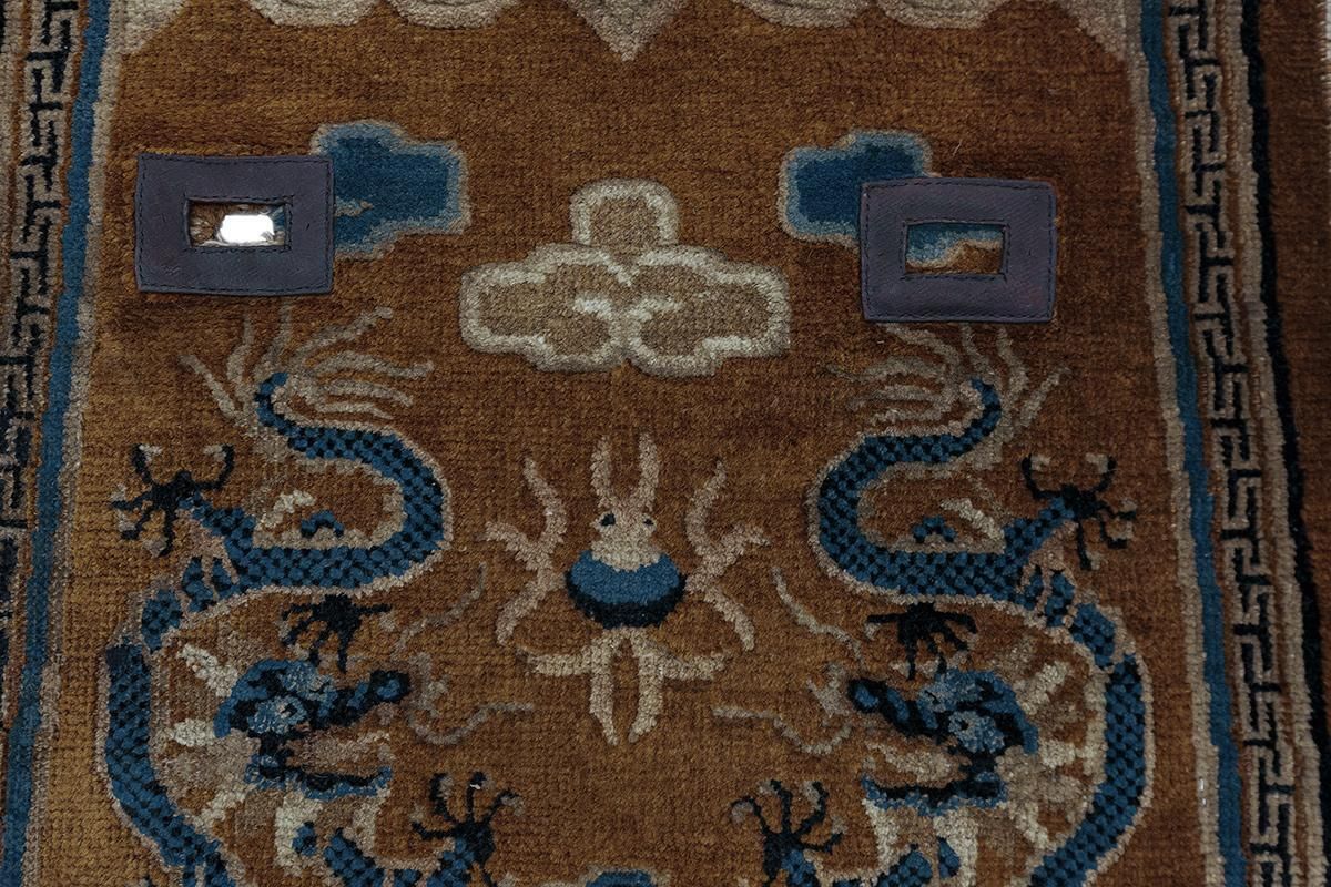 Tibetan Rug Dragon Golden Color photo vinterior